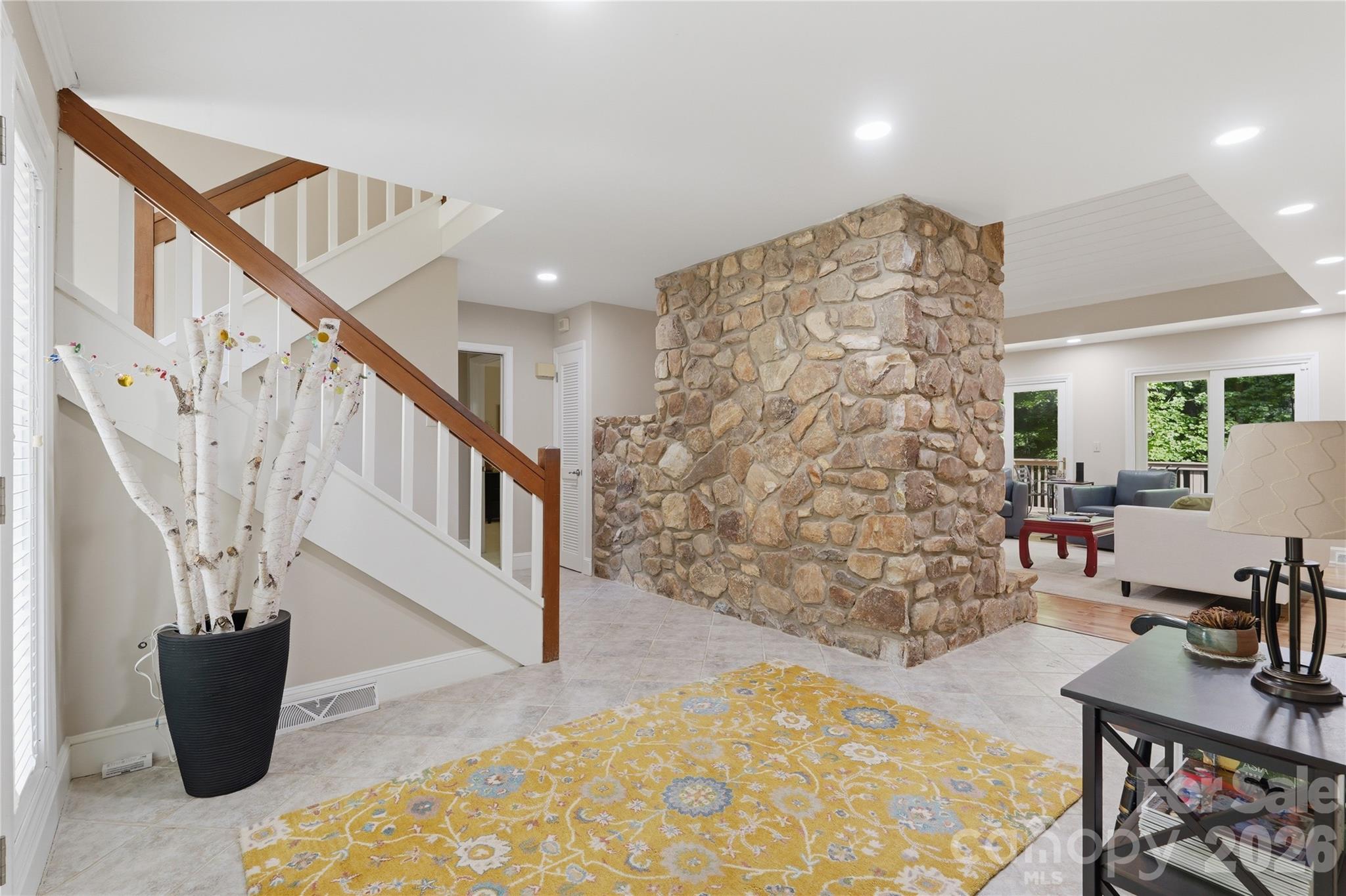 2402 Beaucatcher Lane — Charlotte