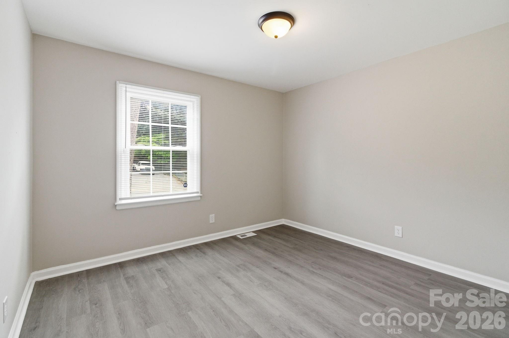 2732 Thornton Road — Charlotte