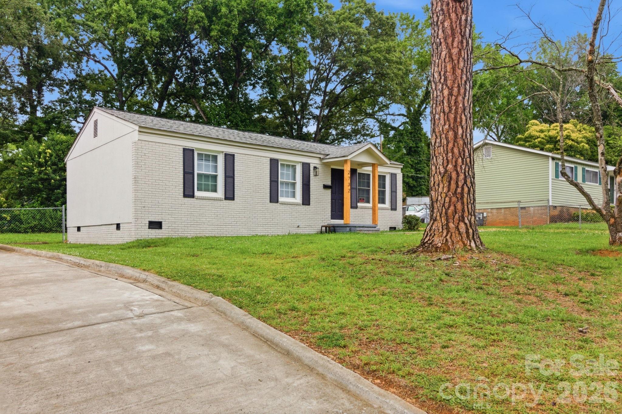 2732 Thornton Road — Charlotte
