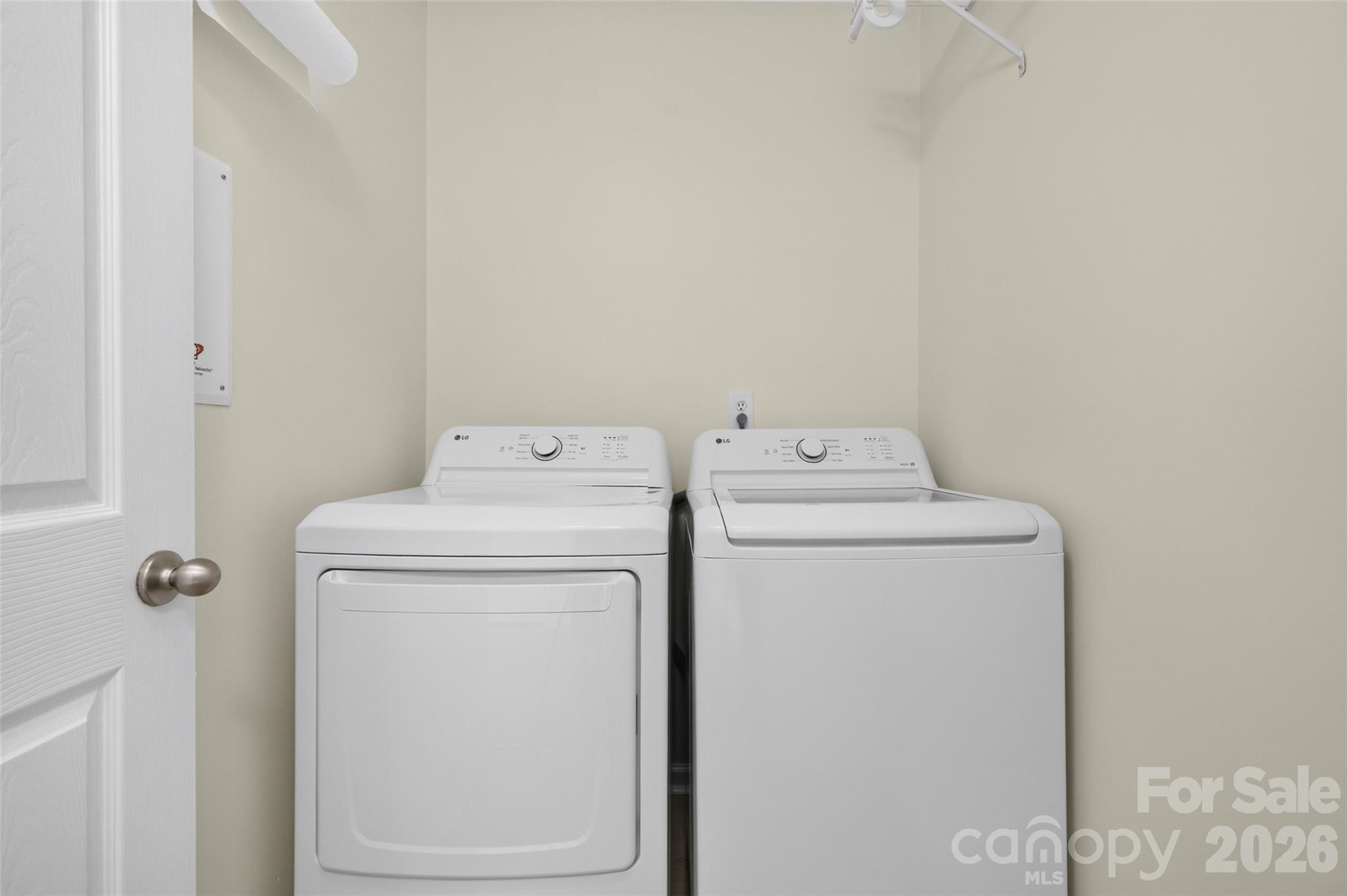 8112 Kincaid Court — Charlotte