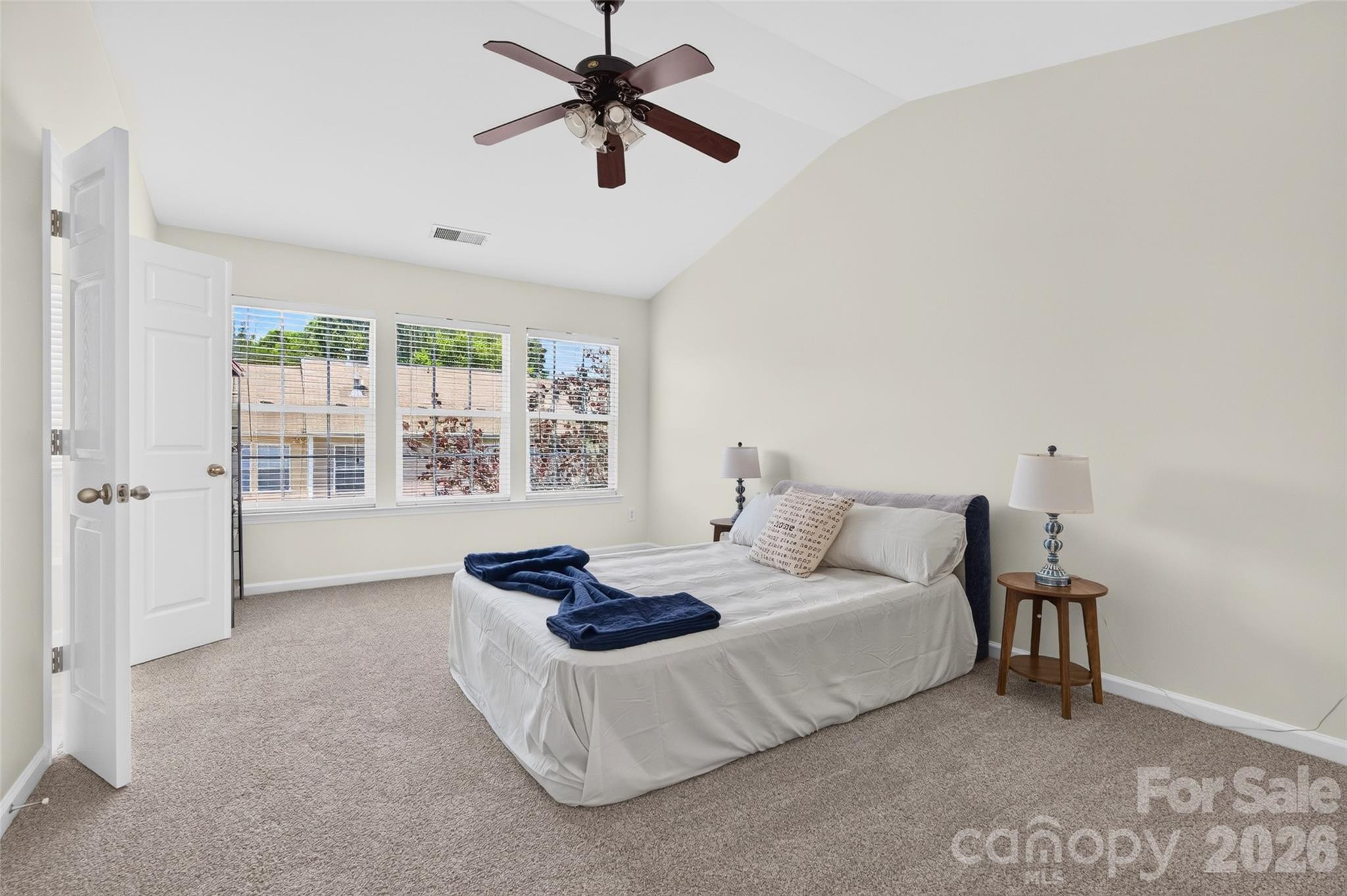 8112 Kincaid Court — Charlotte