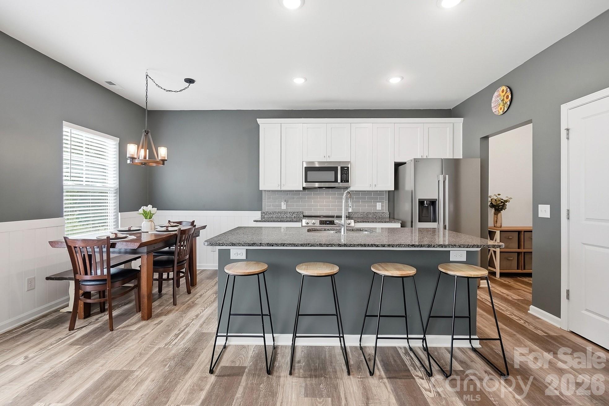 174 E Panther Creek Road — Troutman