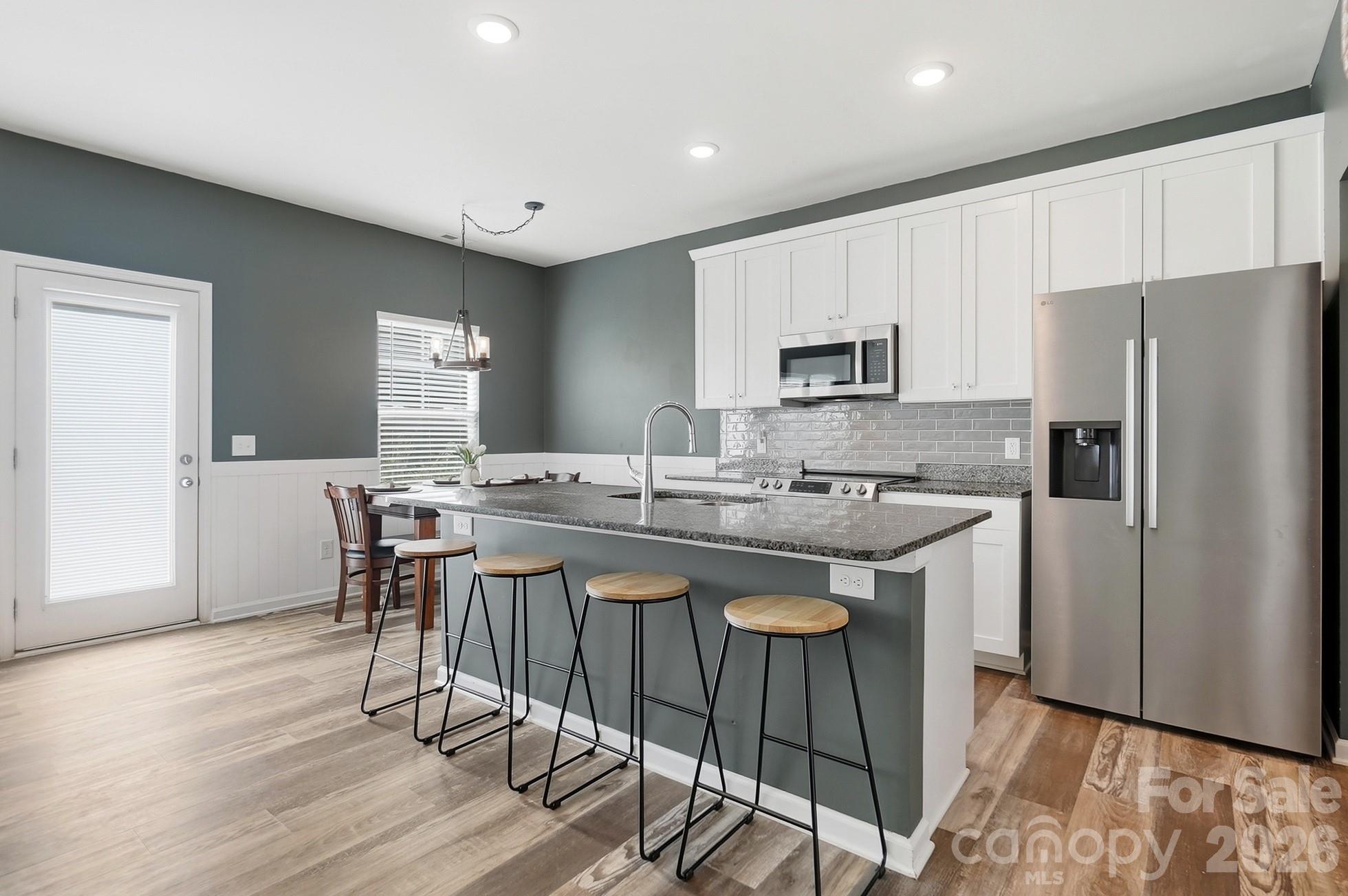 174 E Panther Creek Road — Troutman