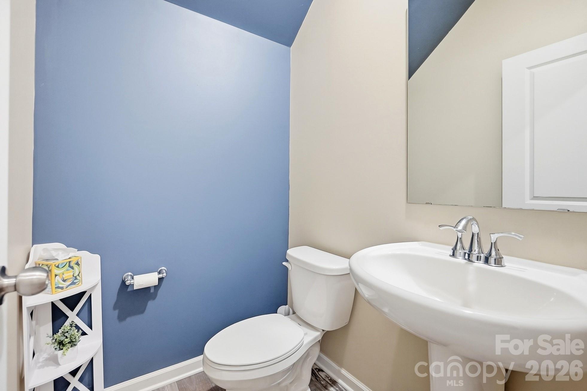 174 E Panther Creek Road — Troutman