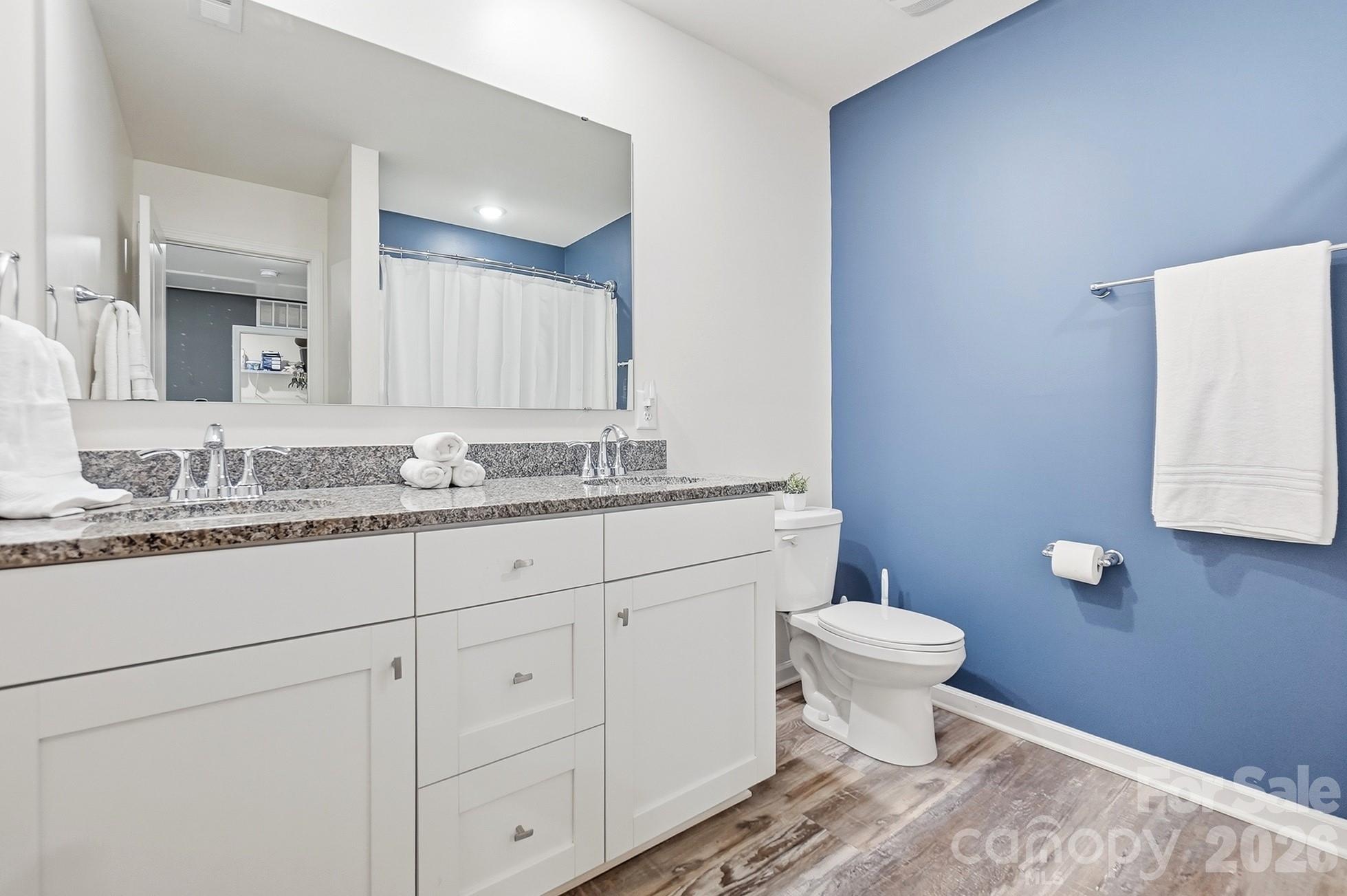174 E Panther Creek Road — Troutman