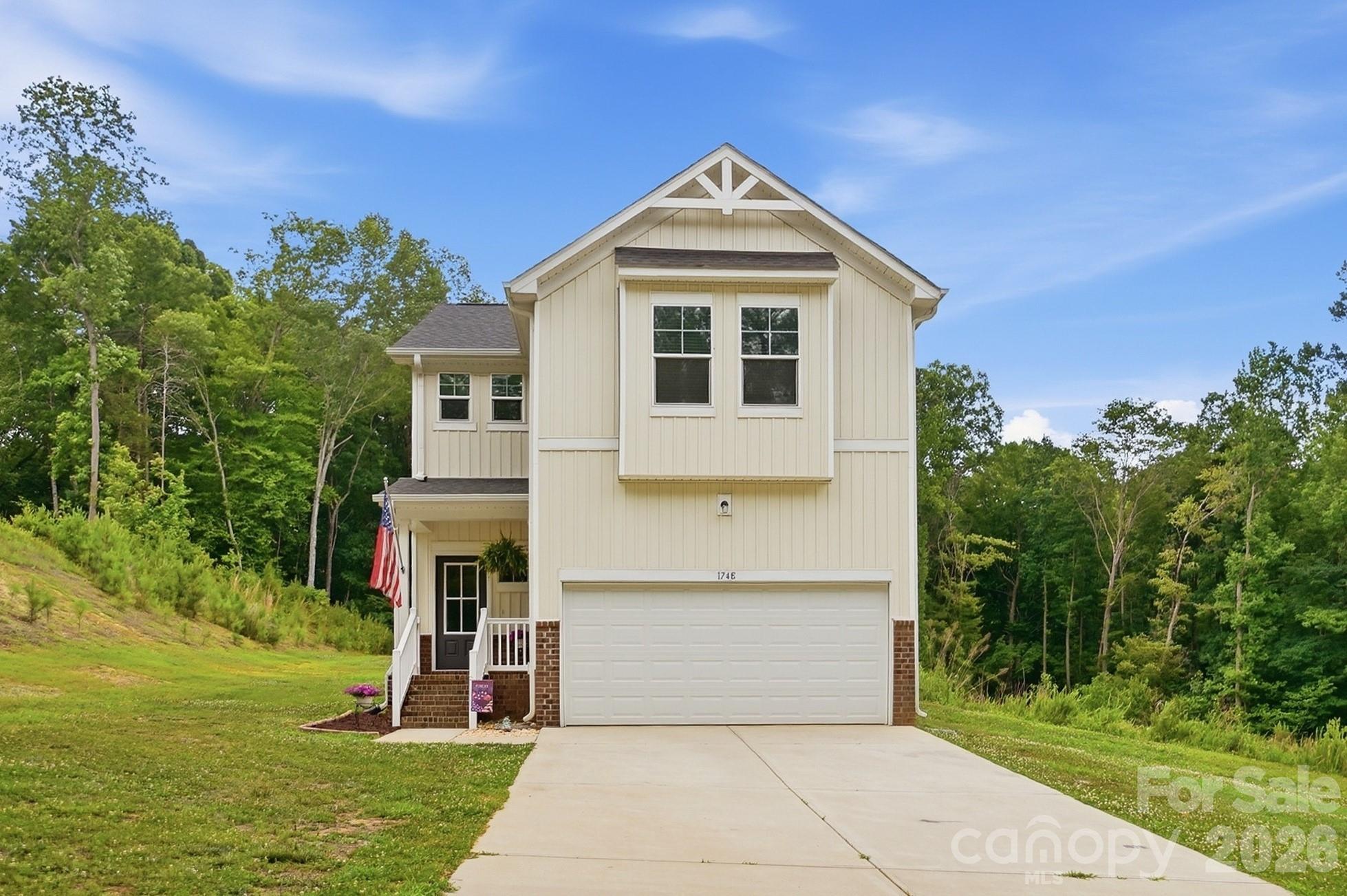 174 E Panther Creek Road — Troutman