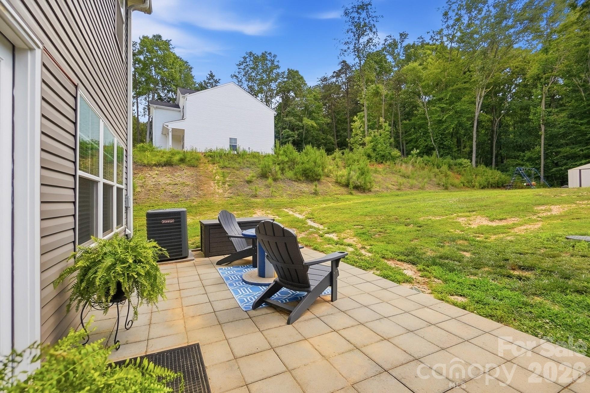 174 E Panther Creek Road — Troutman