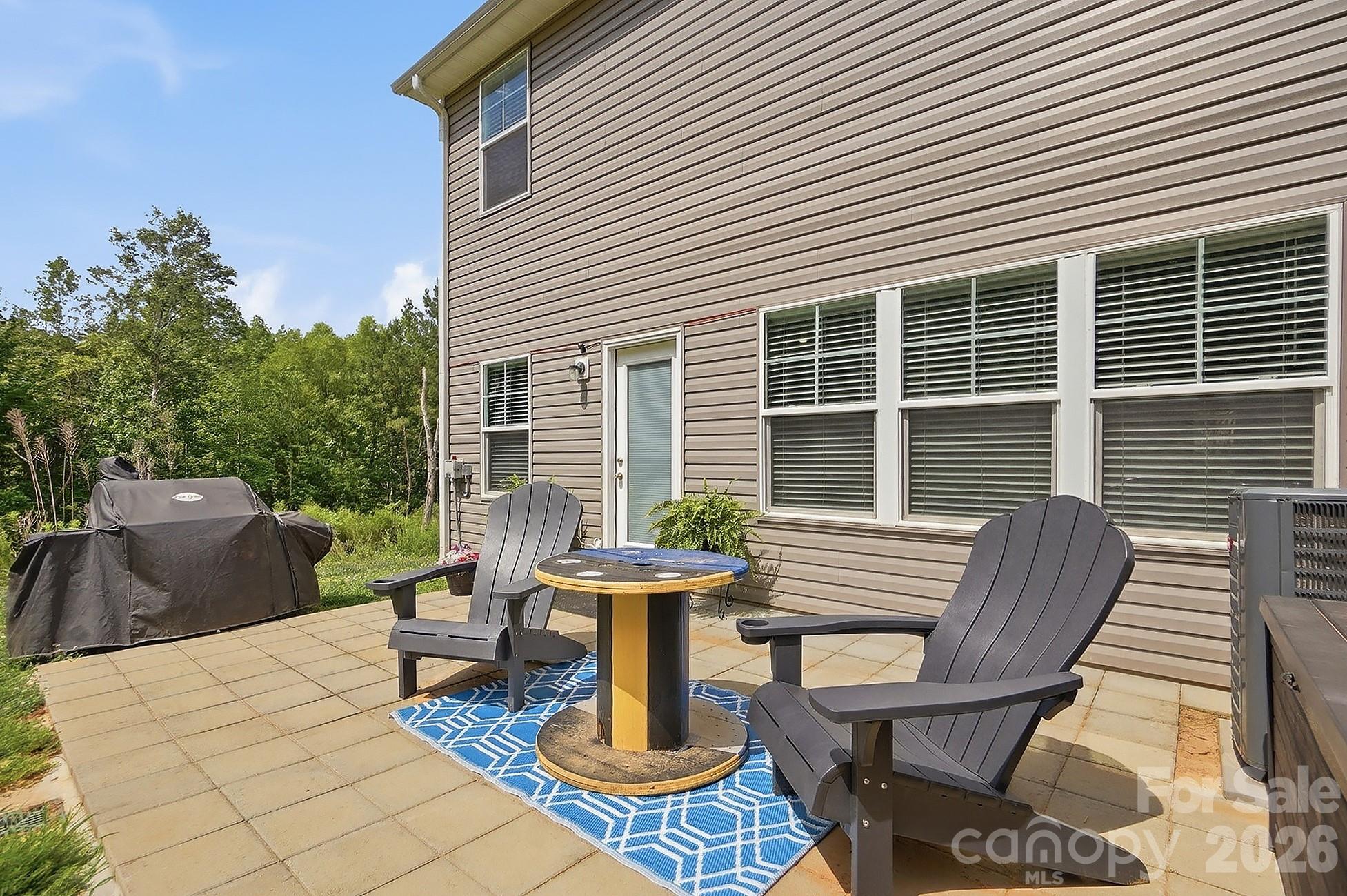 174 E Panther Creek Road — Troutman