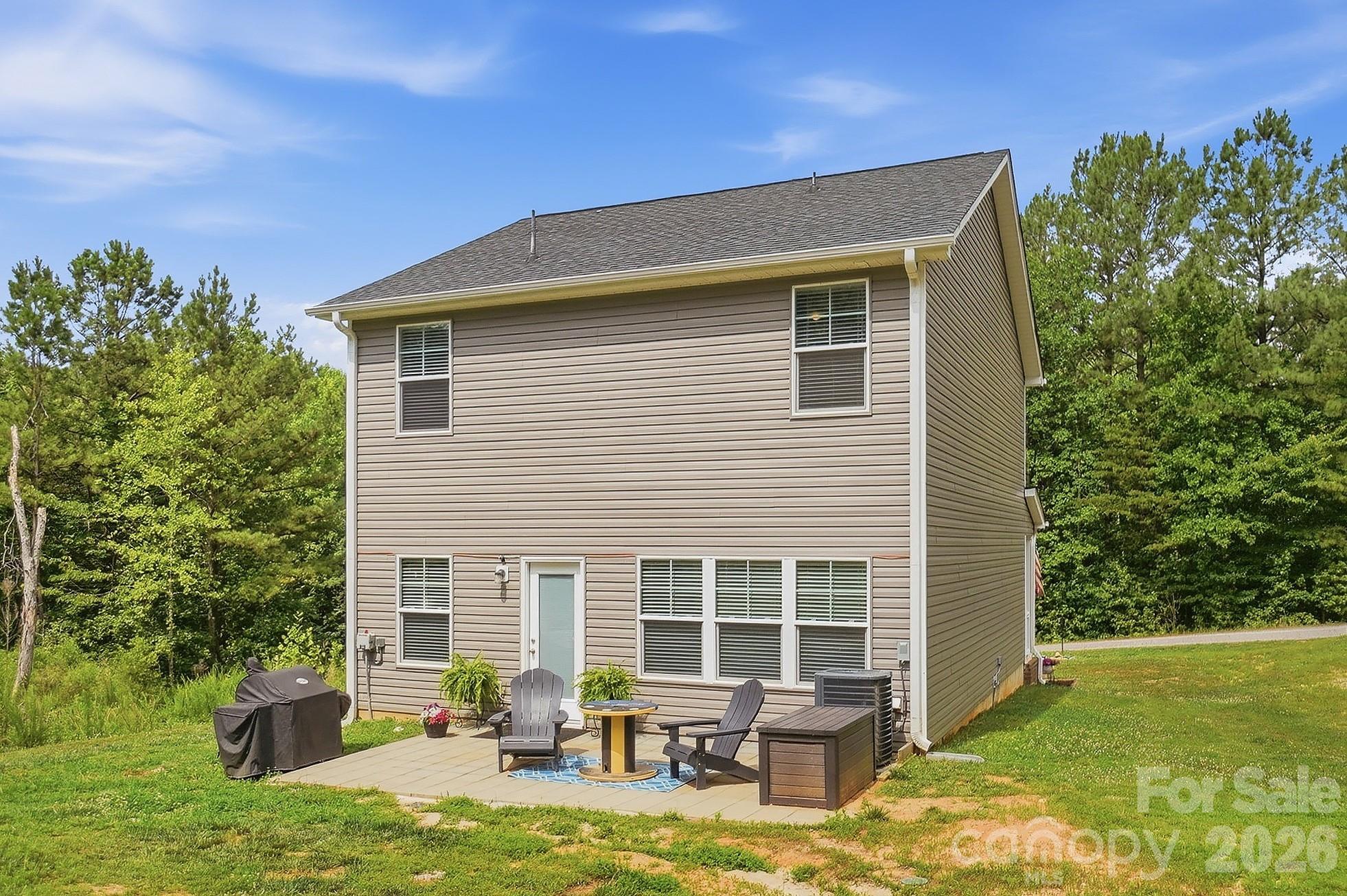 174 E Panther Creek Road — Troutman