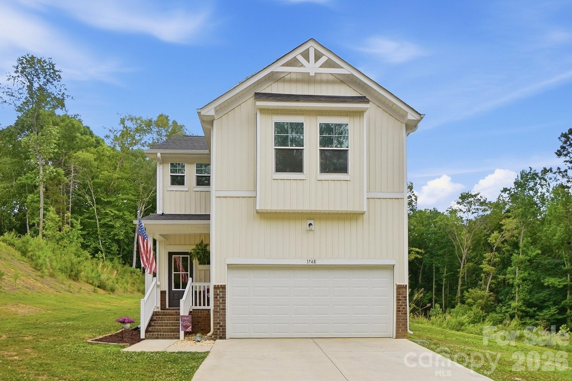 174 E Panther Creek Road — Troutman