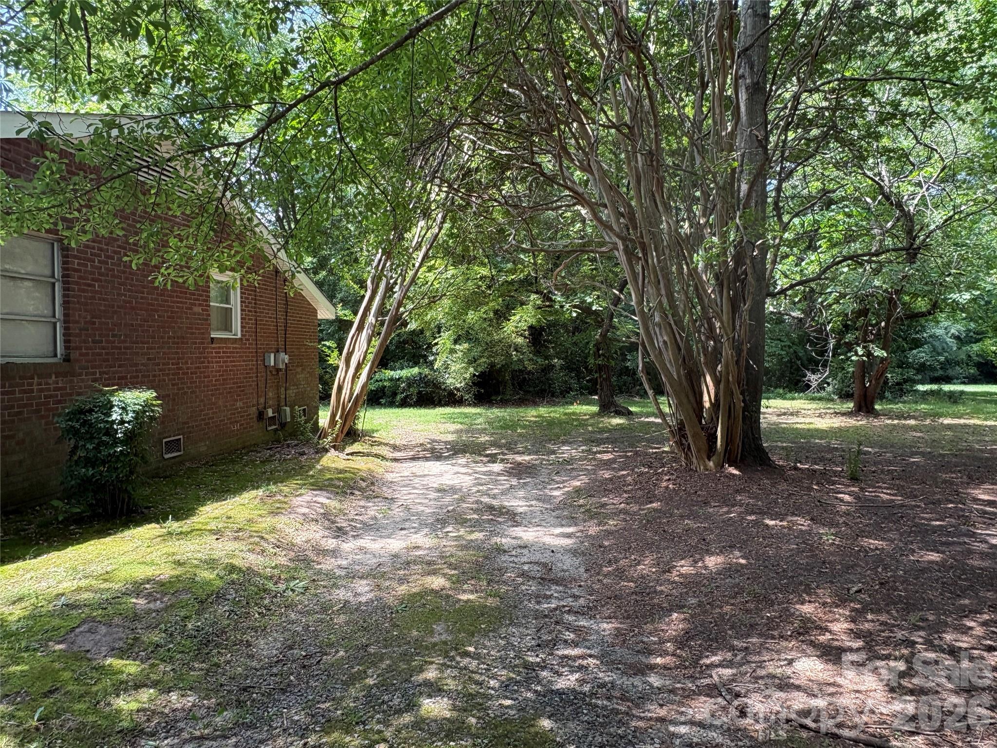 723 Kings Mountain Street — Clover