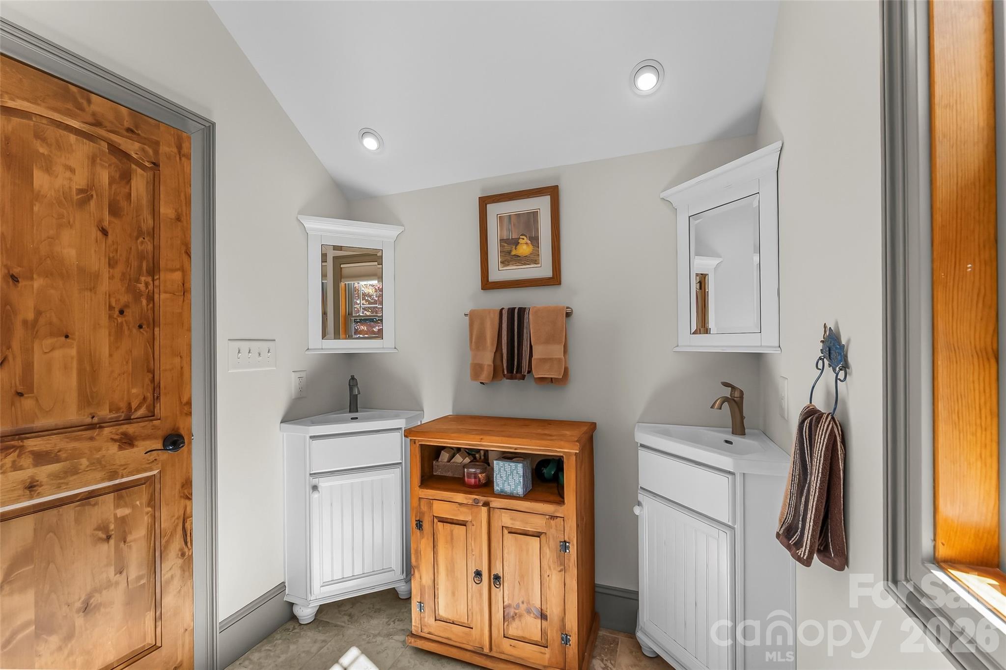 1313 High Trail Drive — Nebo