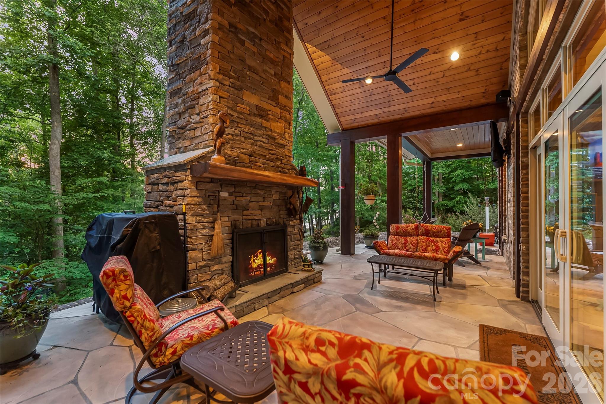 1313 High Trail Drive — Nebo