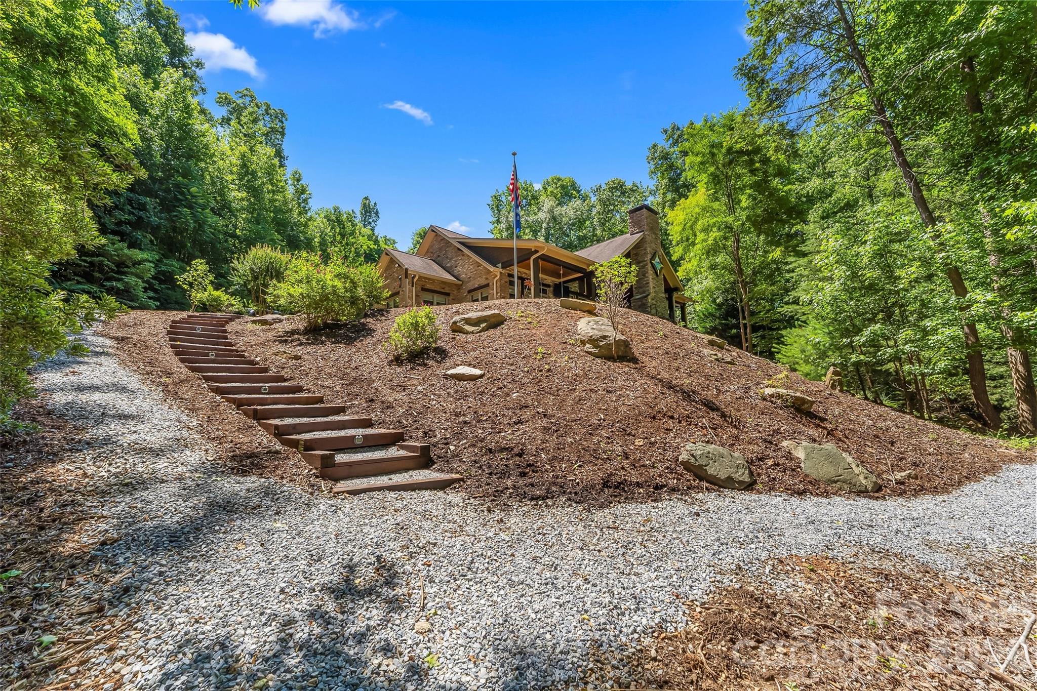 1313 High Trail Drive — Nebo