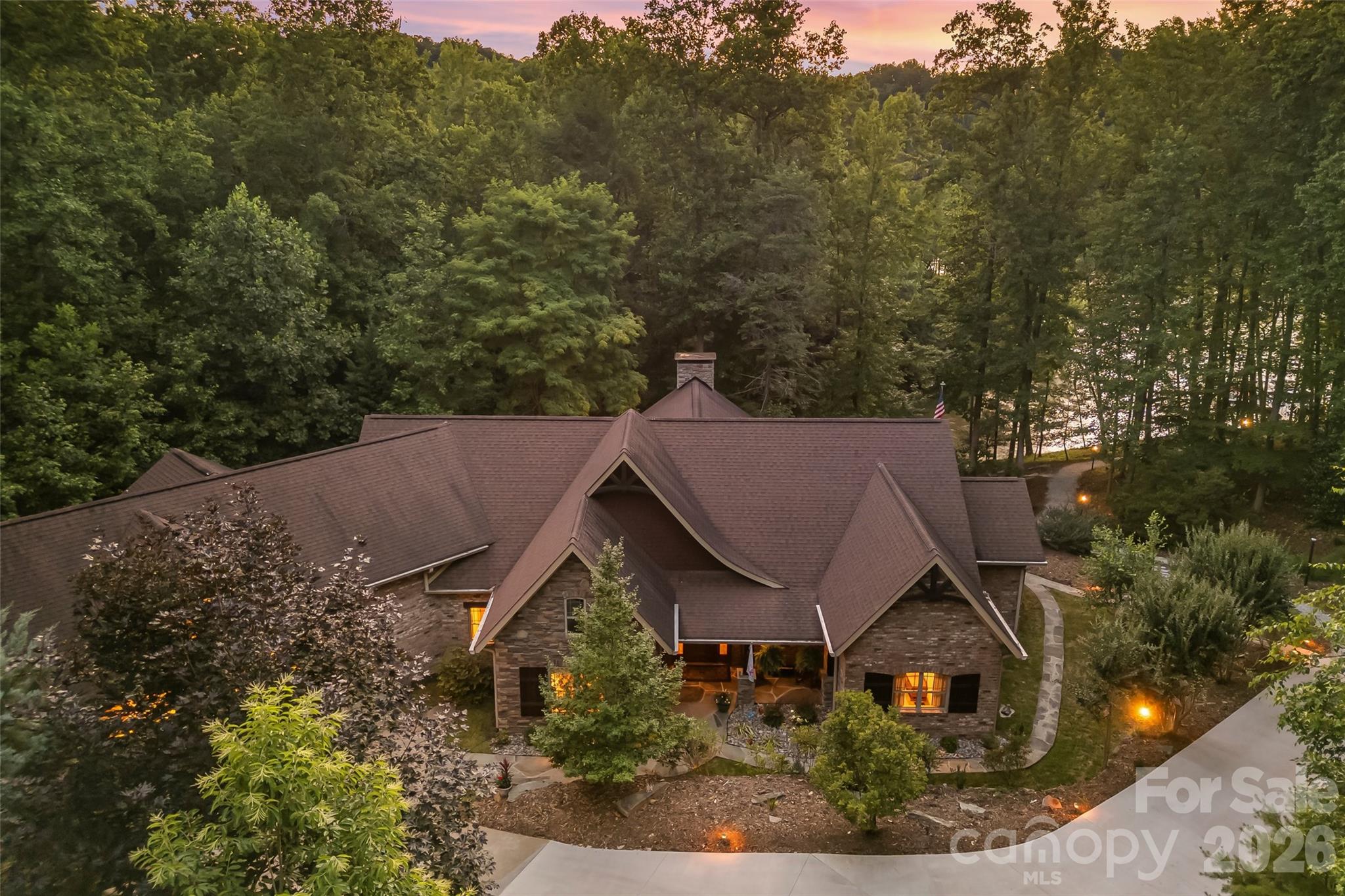 1313 High Trail Drive — Nebo