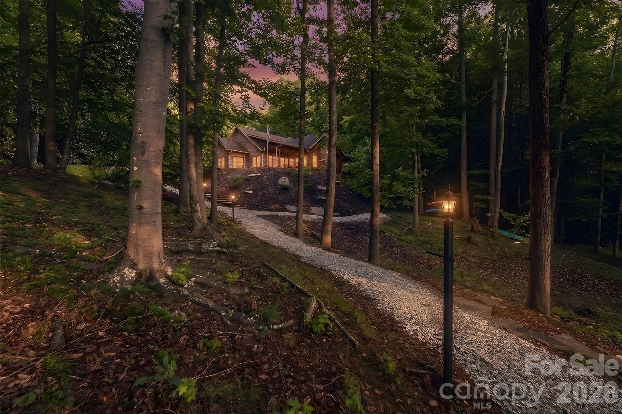1313 High Trail Drive — Nebo