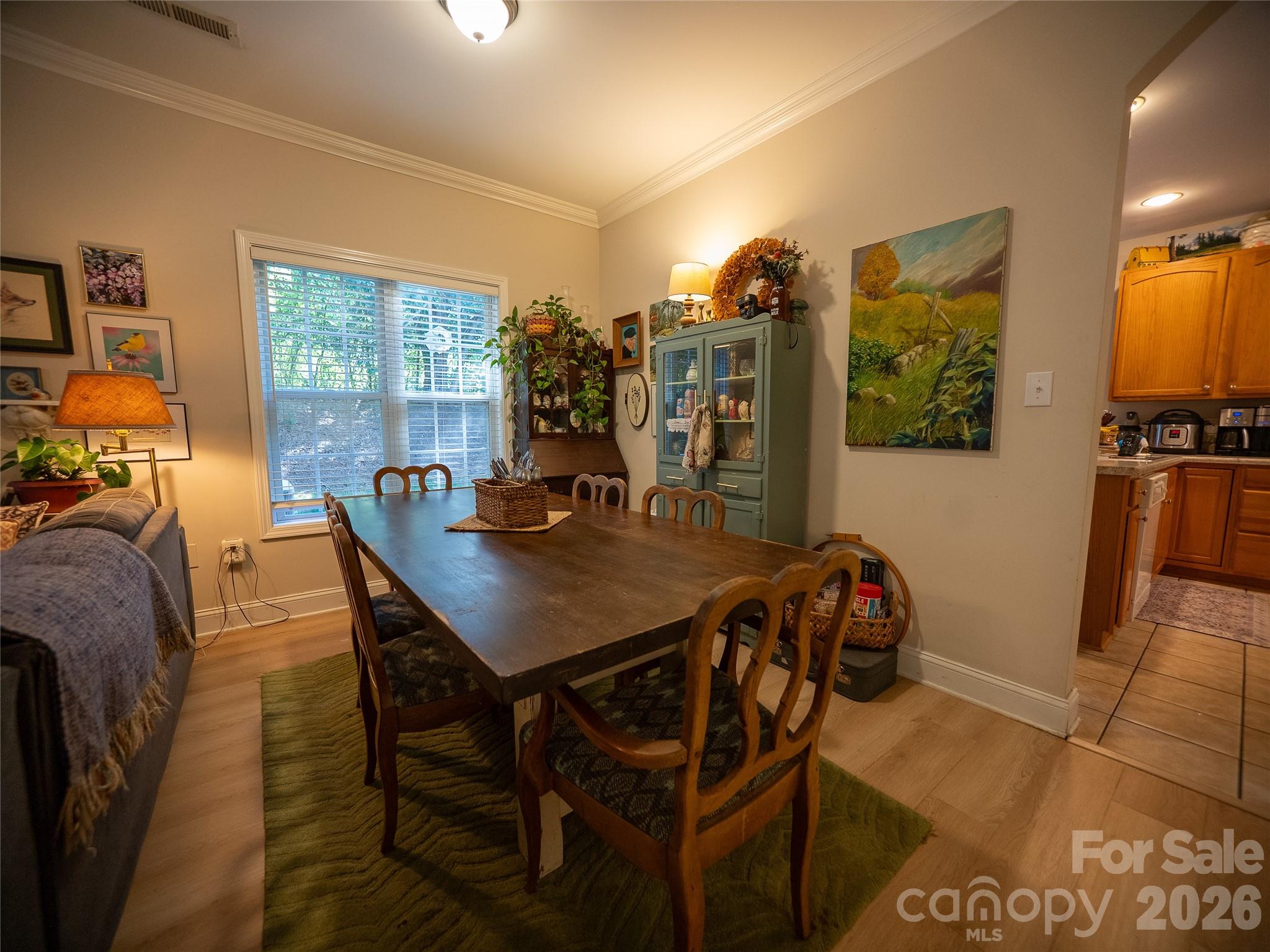 1392 21st Avenue NE — Hickory