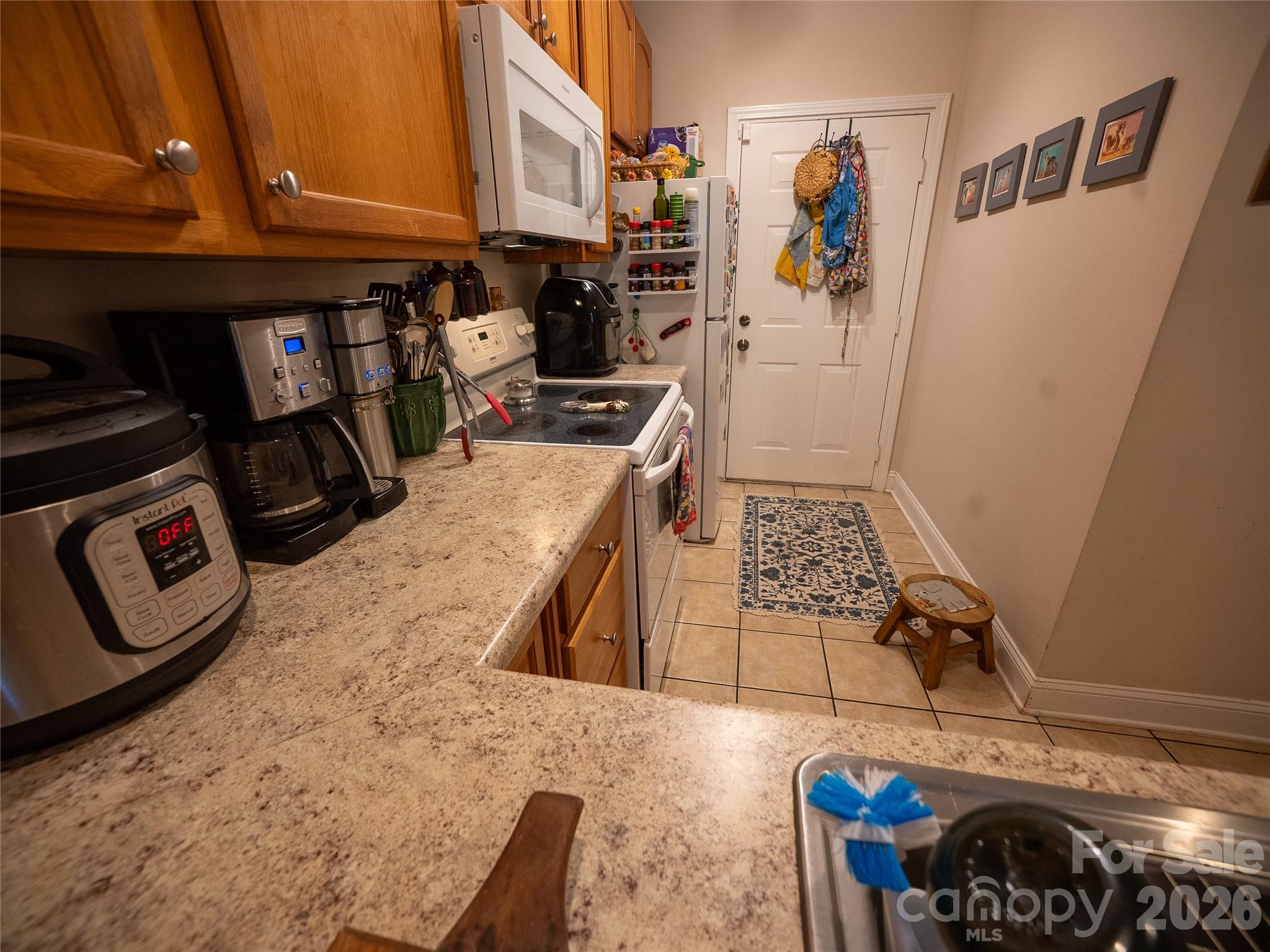 1392 21st Avenue NE — Hickory