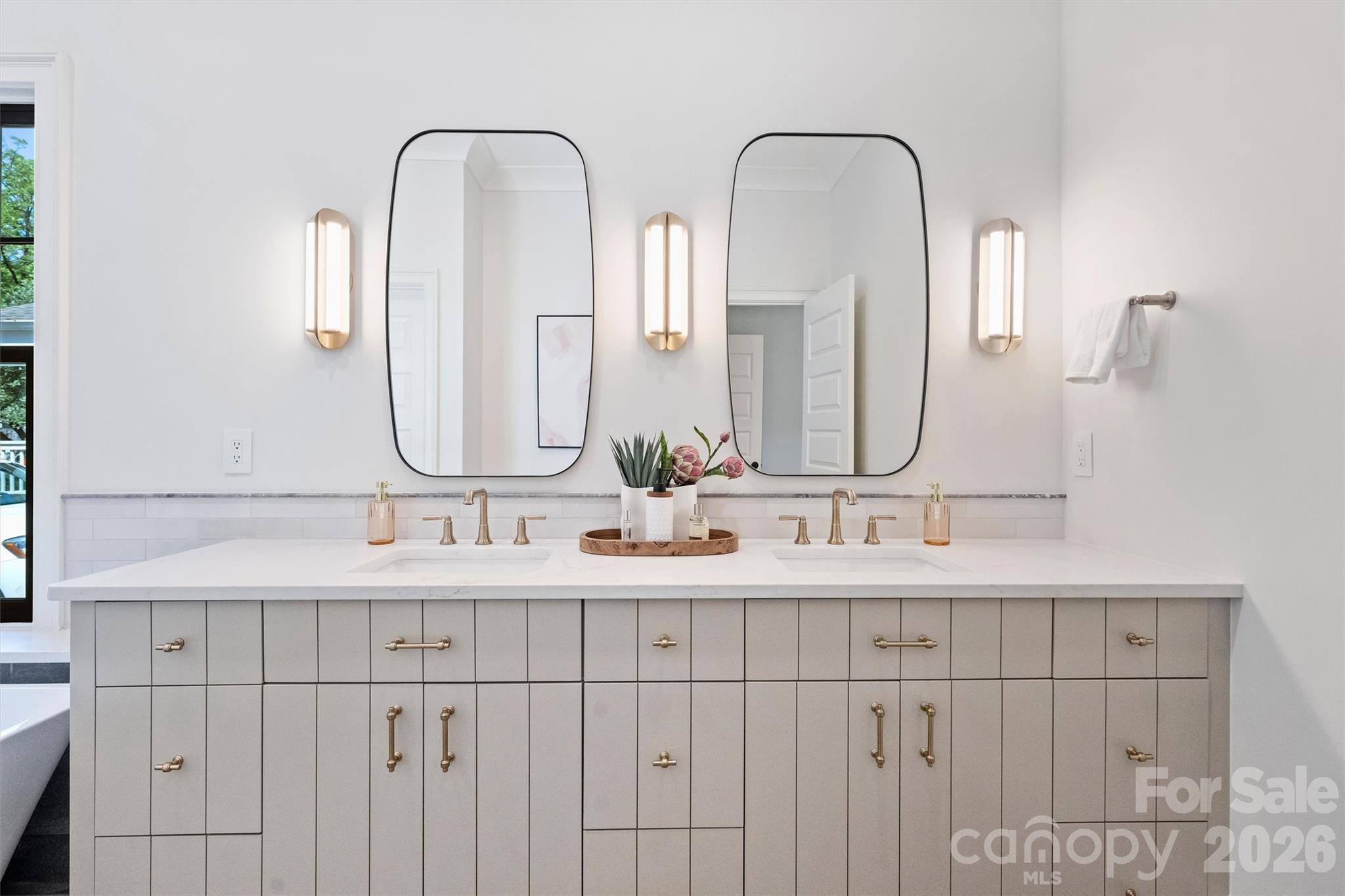 509 E Tremont Avenue — Charlotte