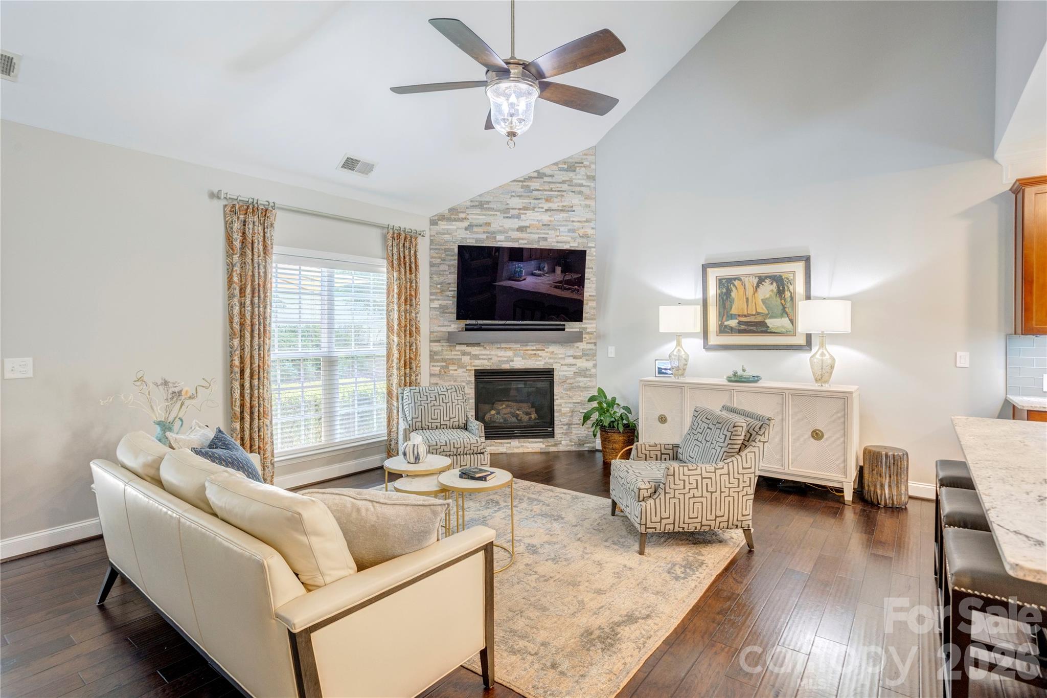 2663 Danbury Circle NW — Concord