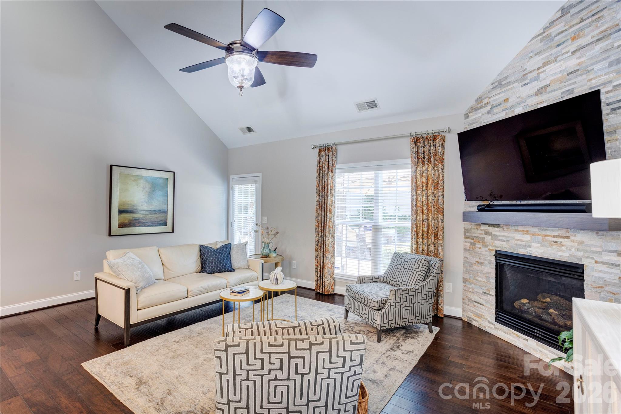 2663 Danbury Circle NW — Concord