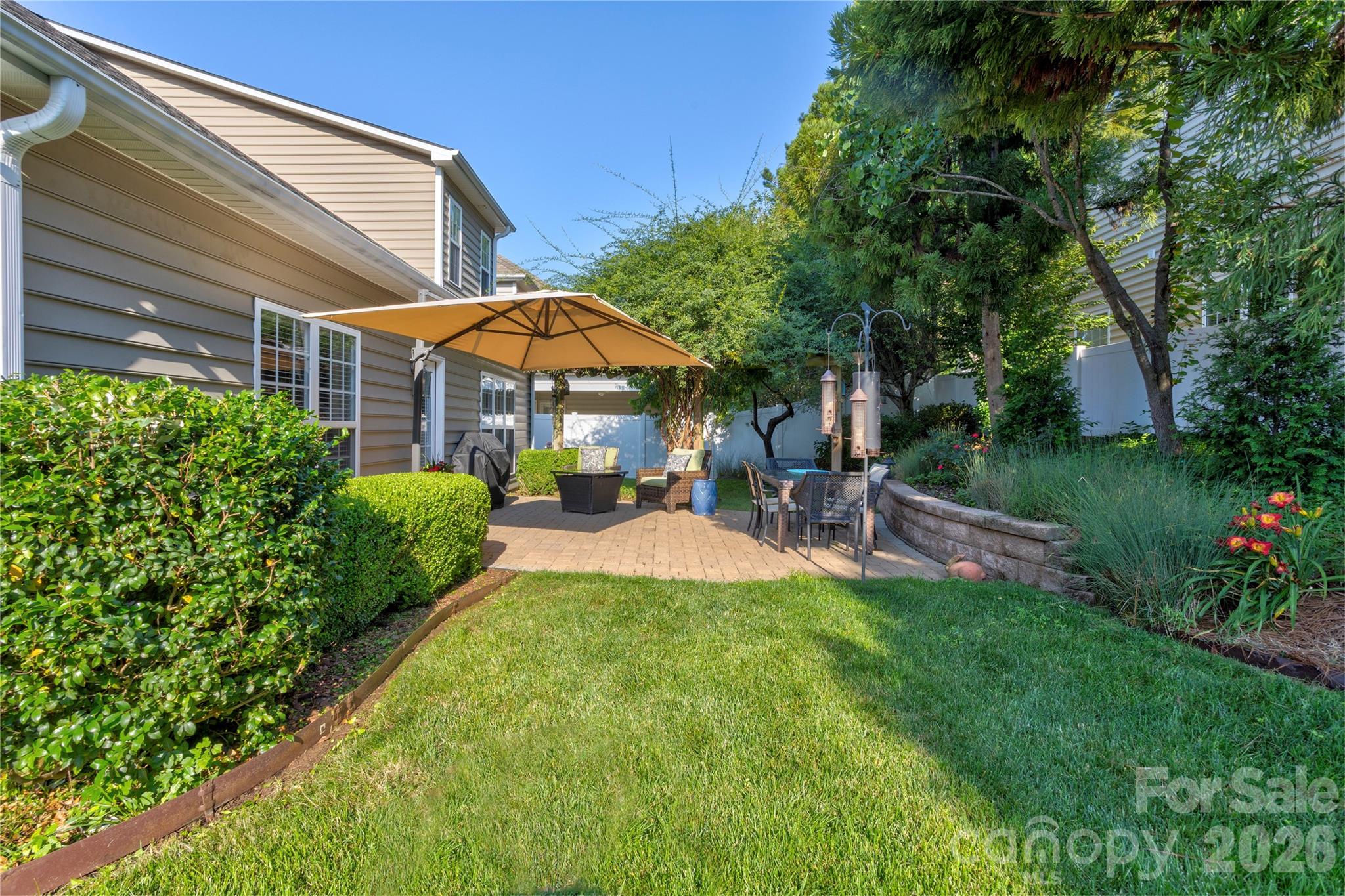 2663 Danbury Circle NW — Concord