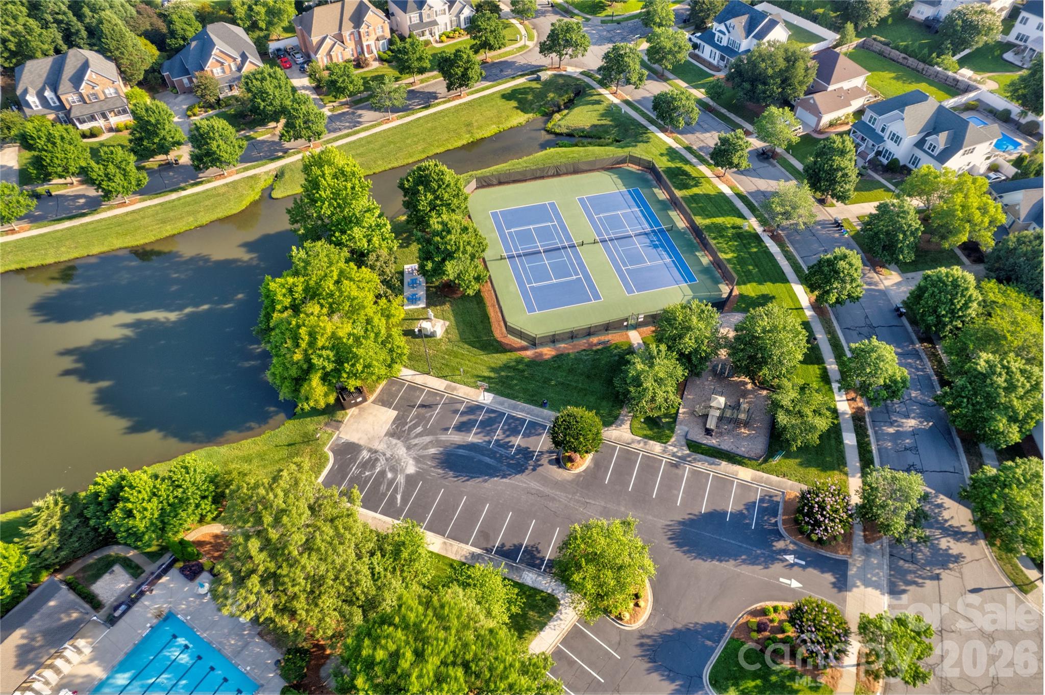 2663 Danbury Circle NW — Concord