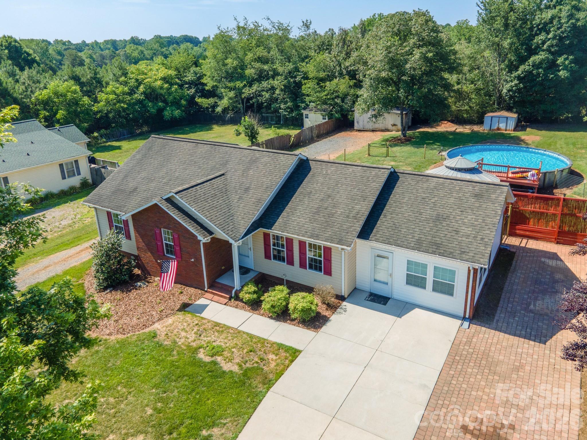 114 Glenwood Valley Drive — Harmony