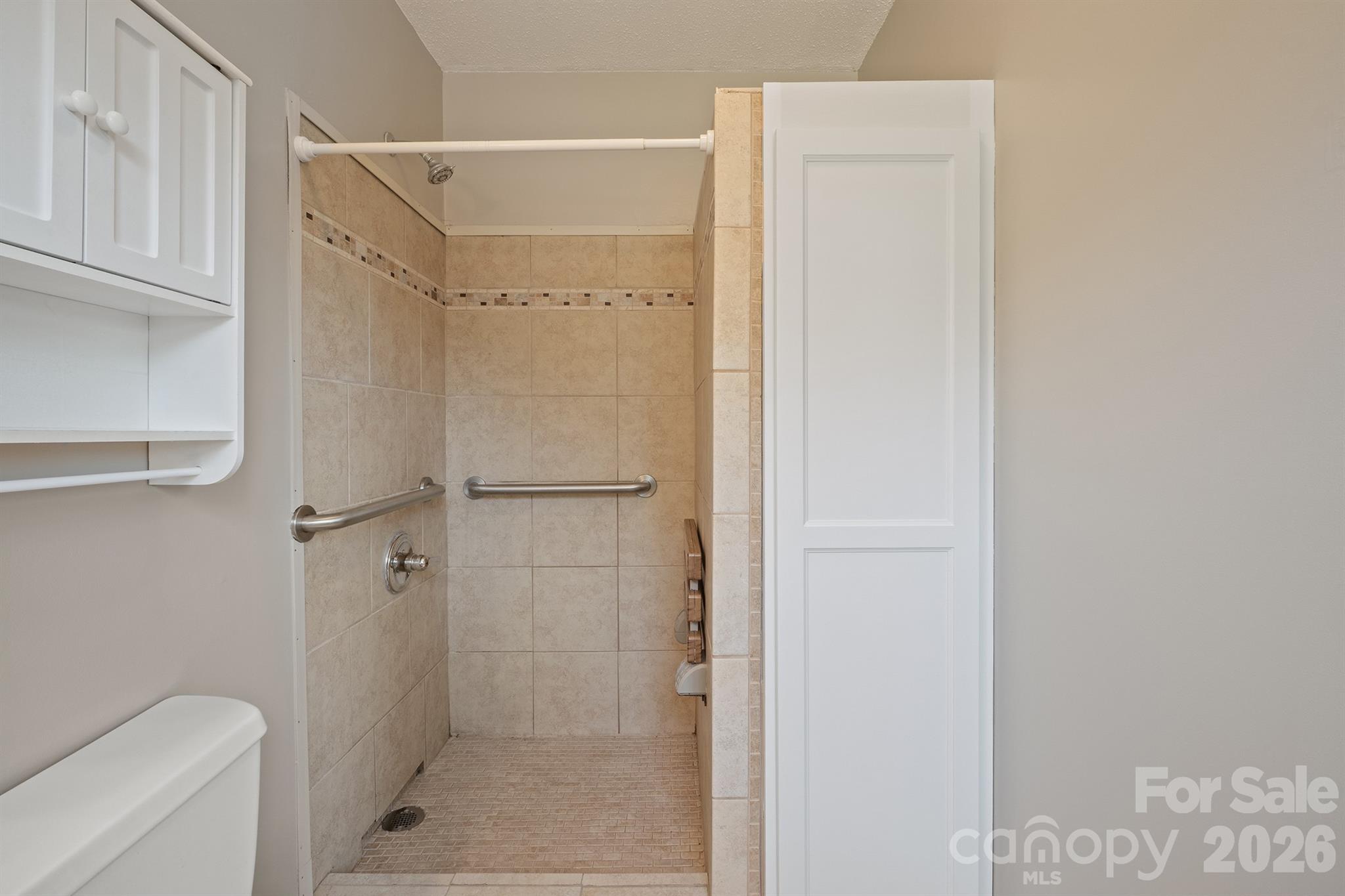 114 Glenwood Valley Drive — Harmony
