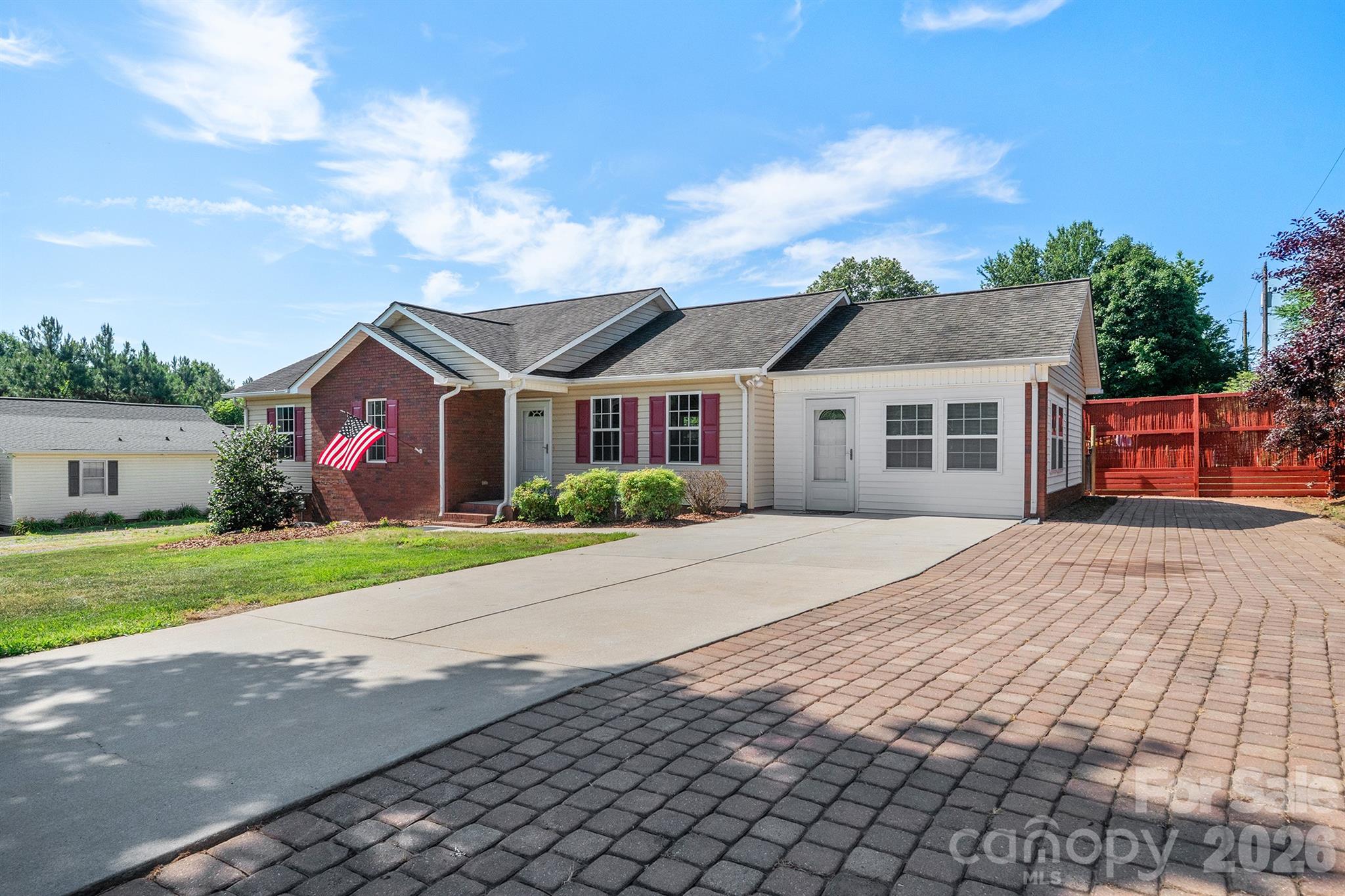 114 Glenwood Valley Drive — Harmony