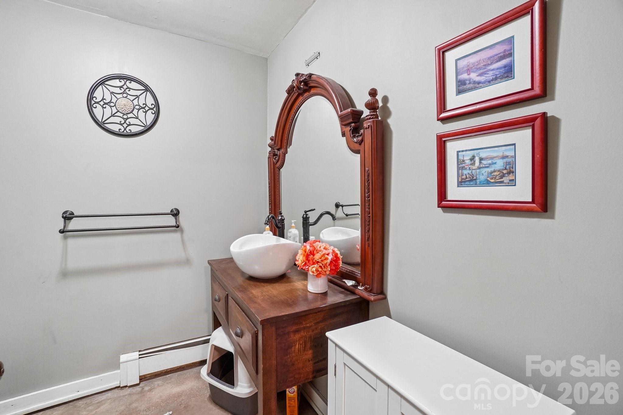 138 Woods End Road — Rutherfordton