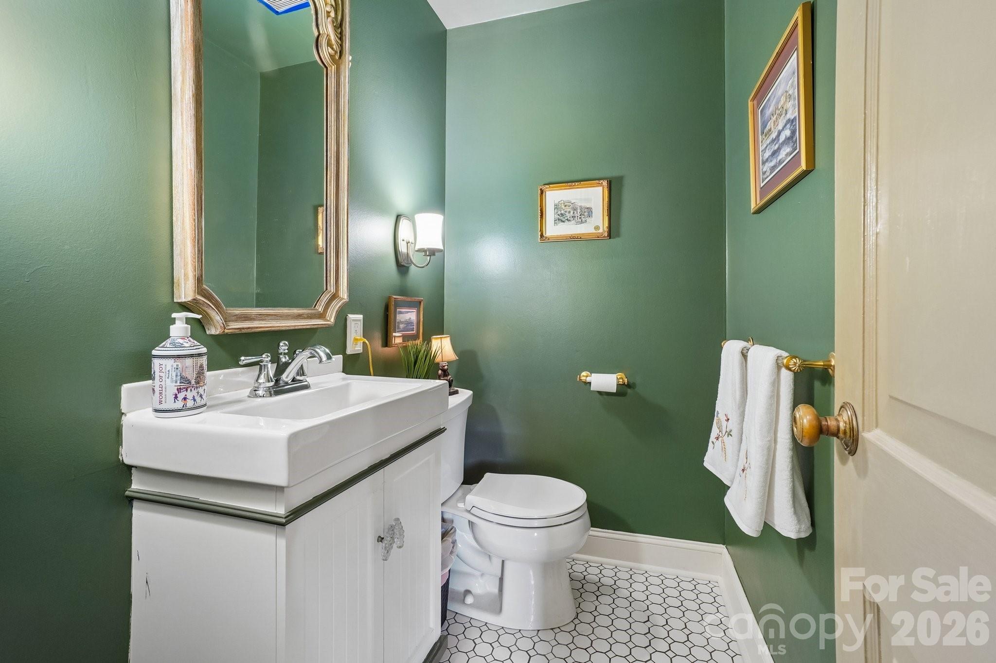 138 Woods End Road — Rutherfordton