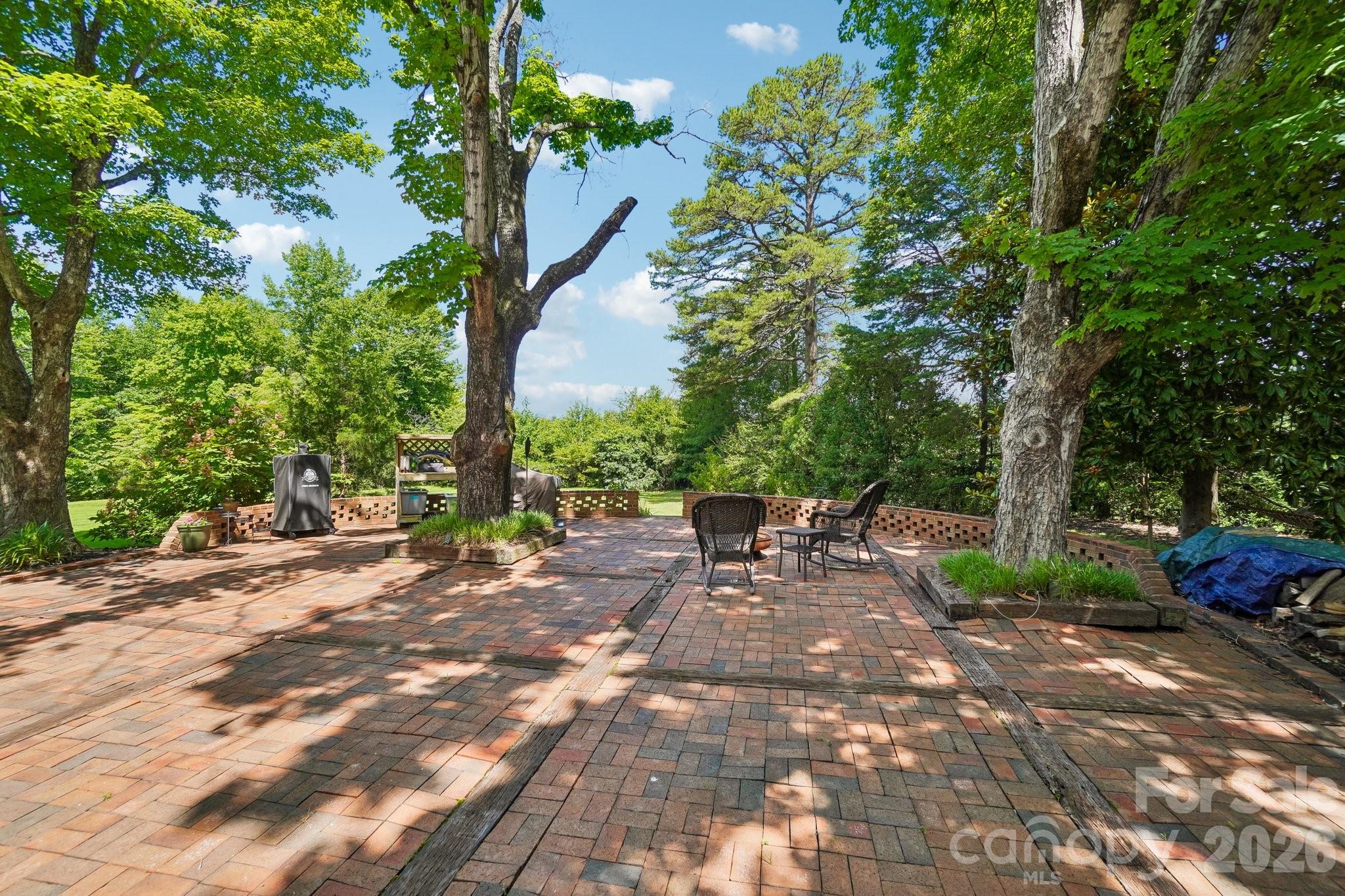 138 Woods End Road — Rutherfordton