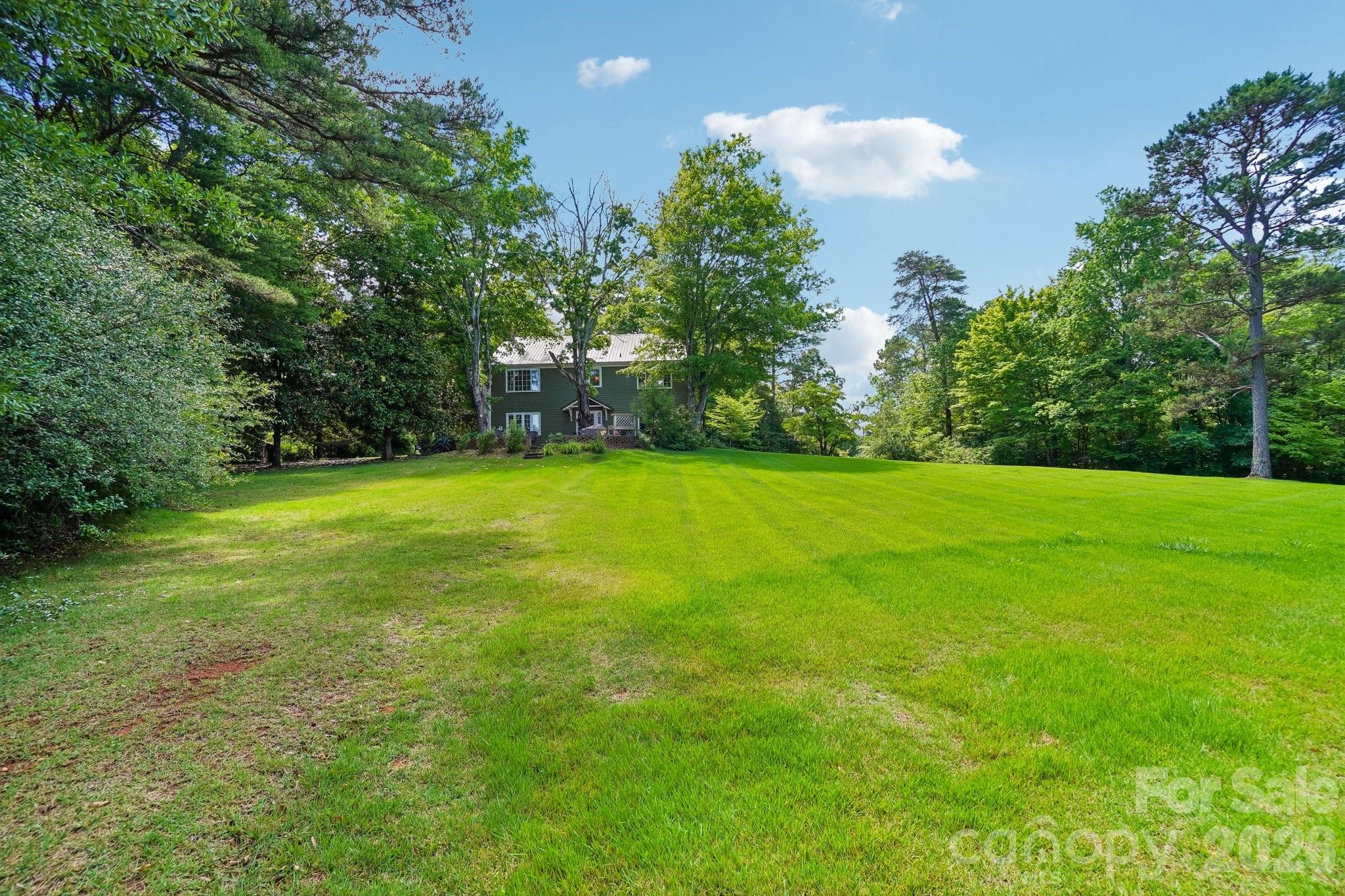 138 Woods End Road — Rutherfordton
