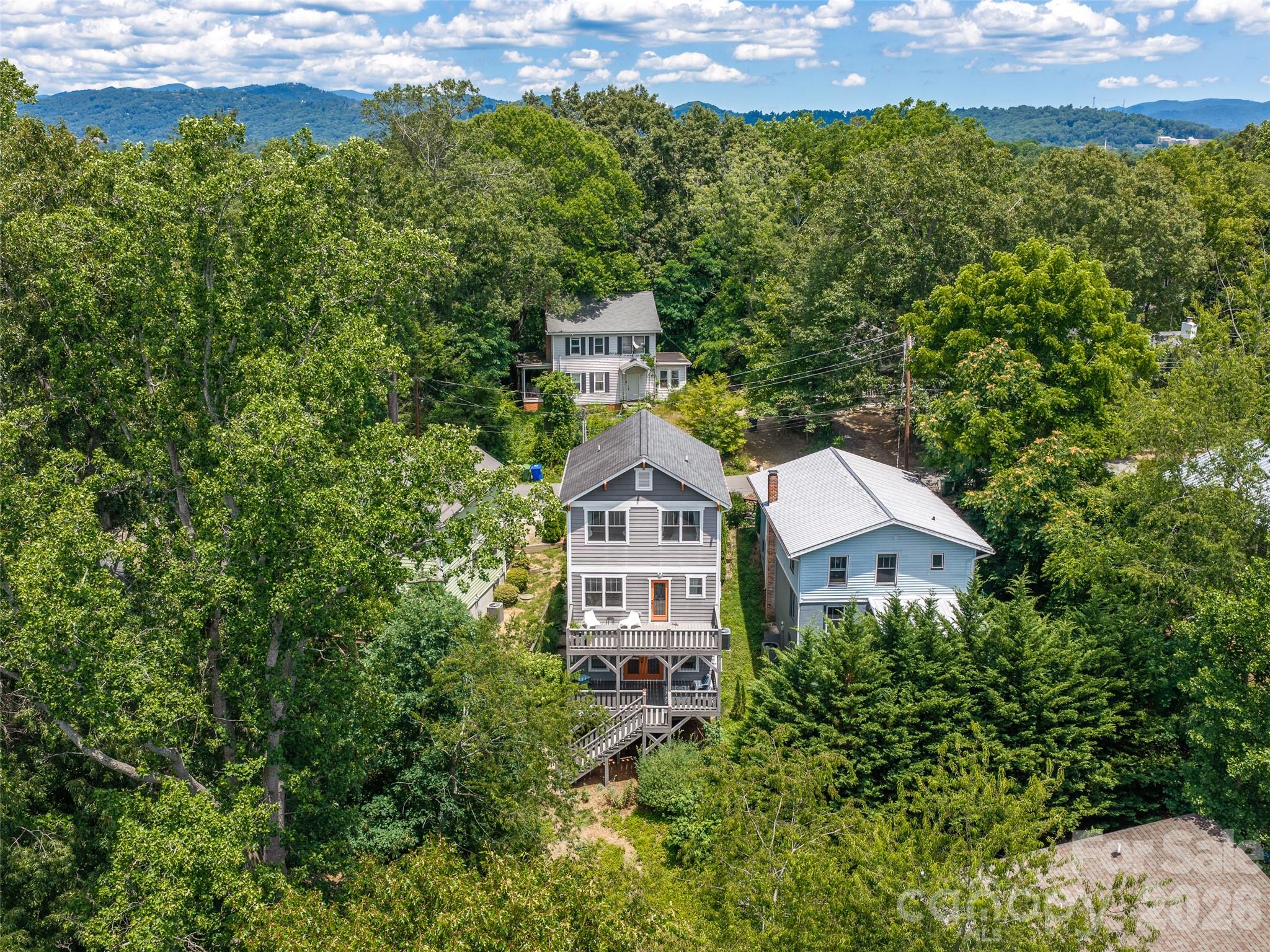 60 Mardell Circle — Asheville
