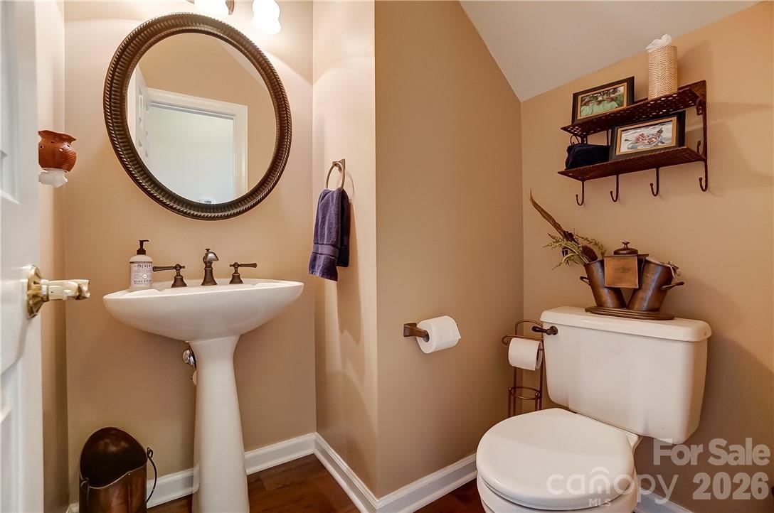 8920 Park Grove Street — Huntersville