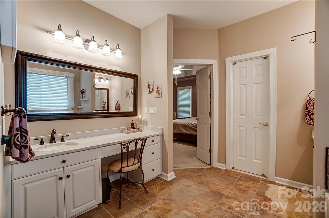 8920 Park Grove Street — Huntersville