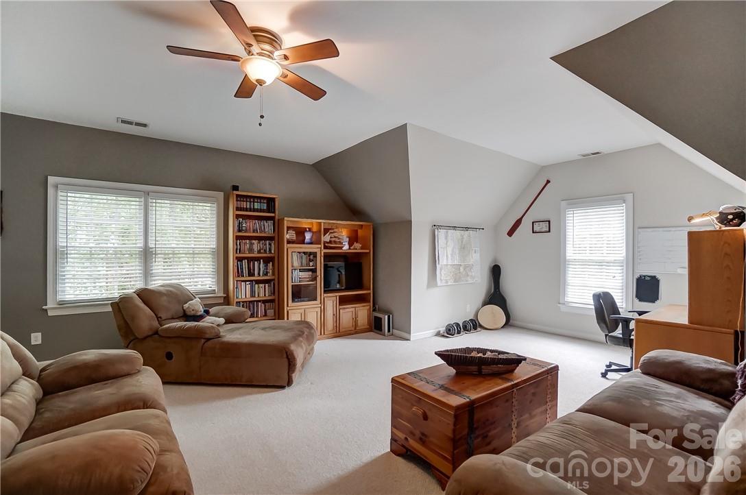 8920 Park Grove Street — Huntersville