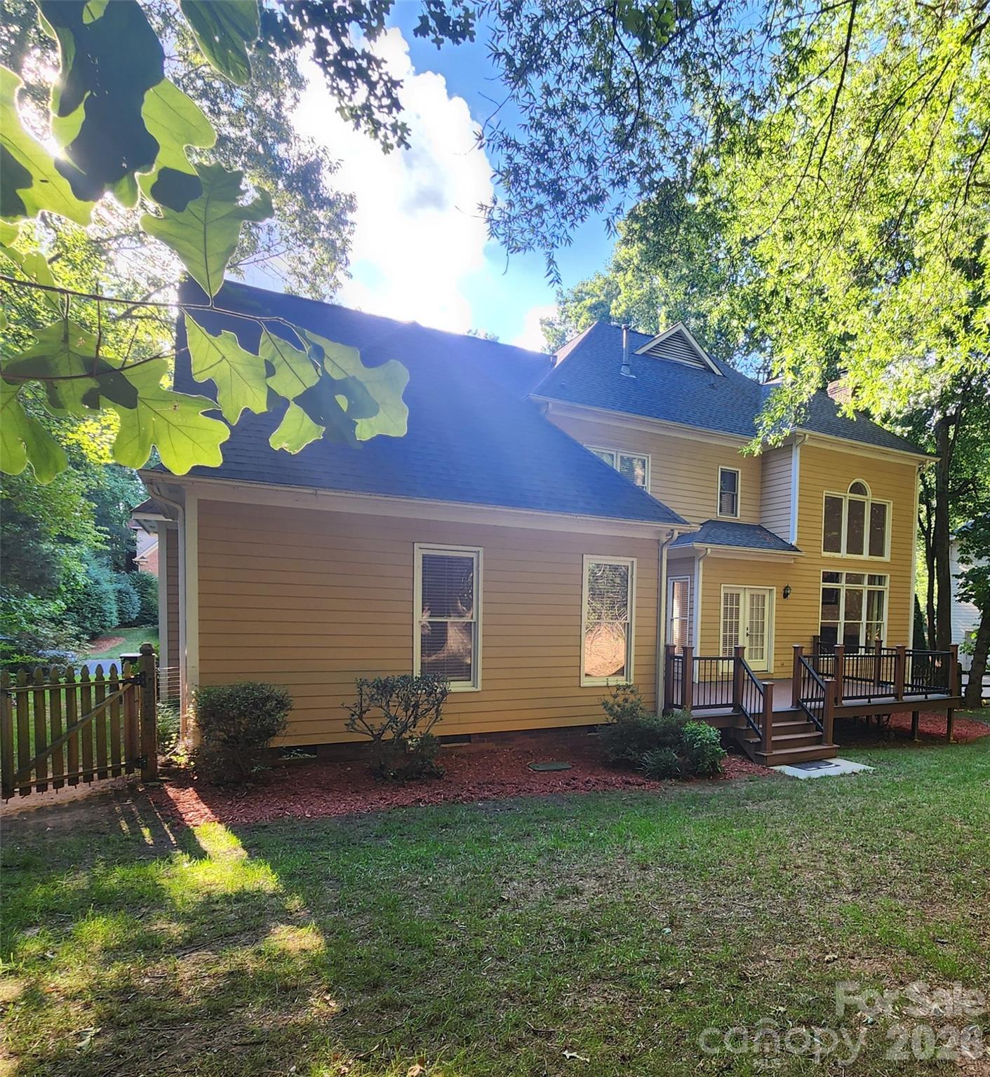 8920 Park Grove Street — Huntersville