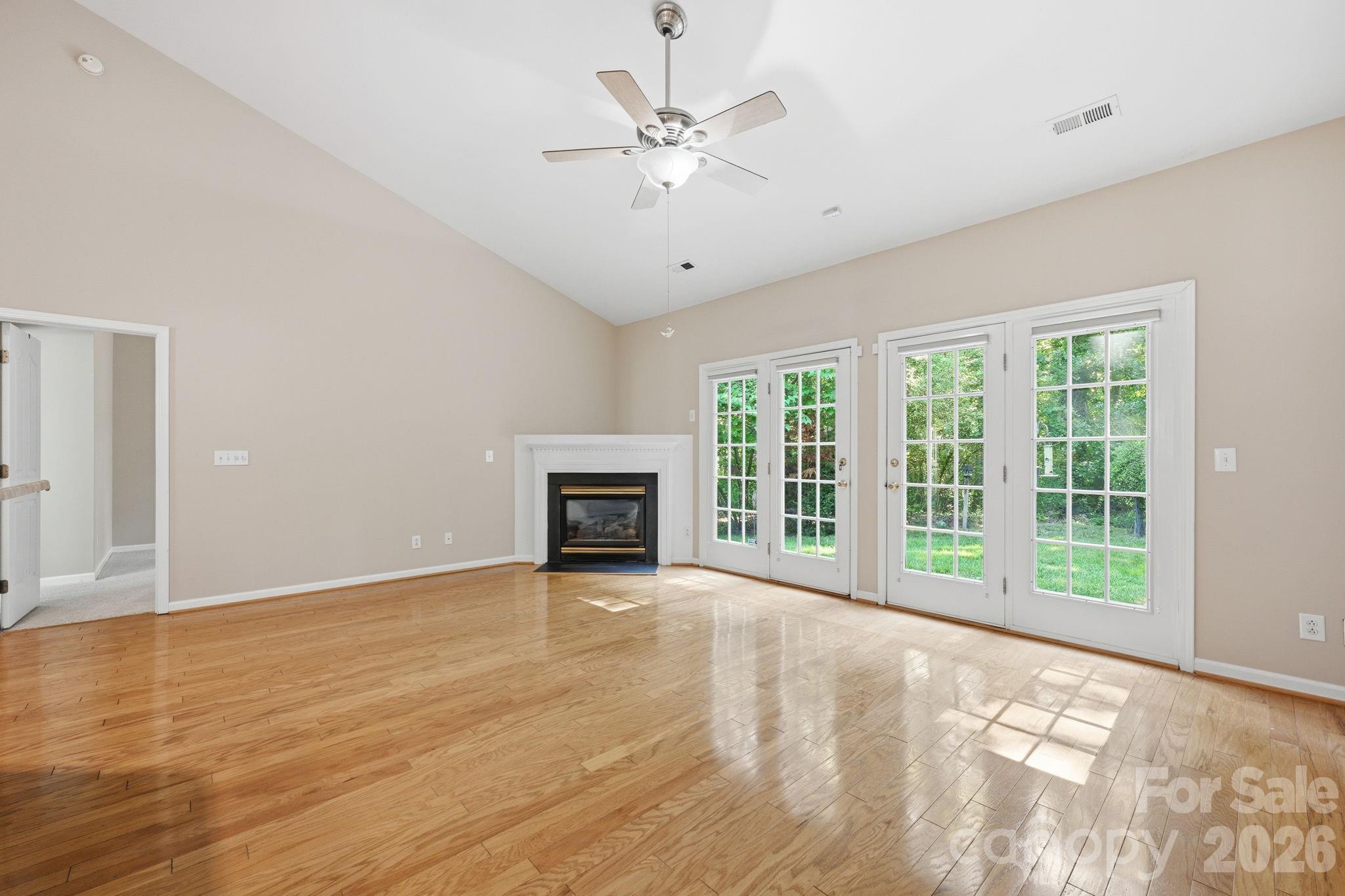 16904 Taft Court — Huntersville