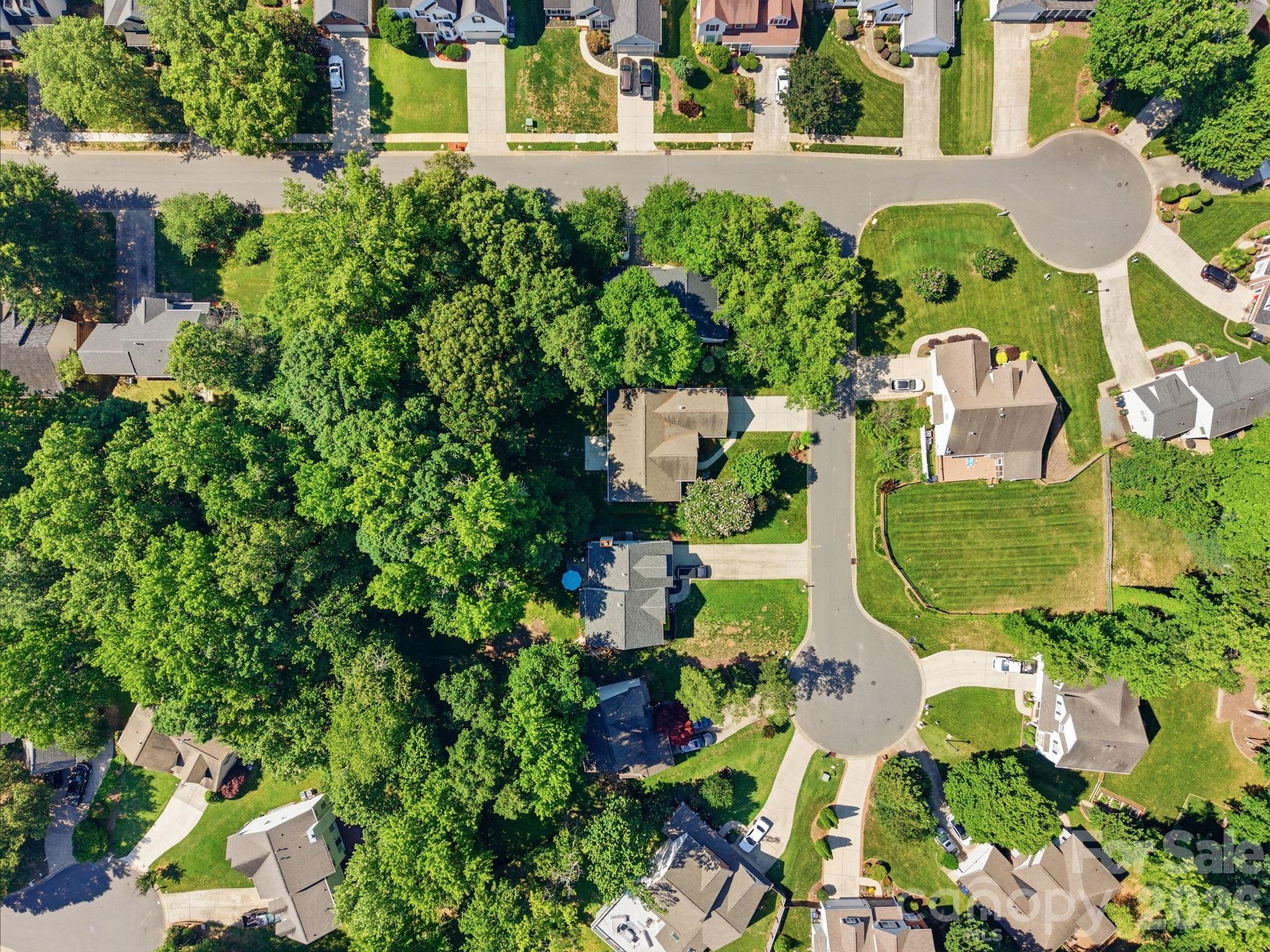 16904 Taft Court — Huntersville