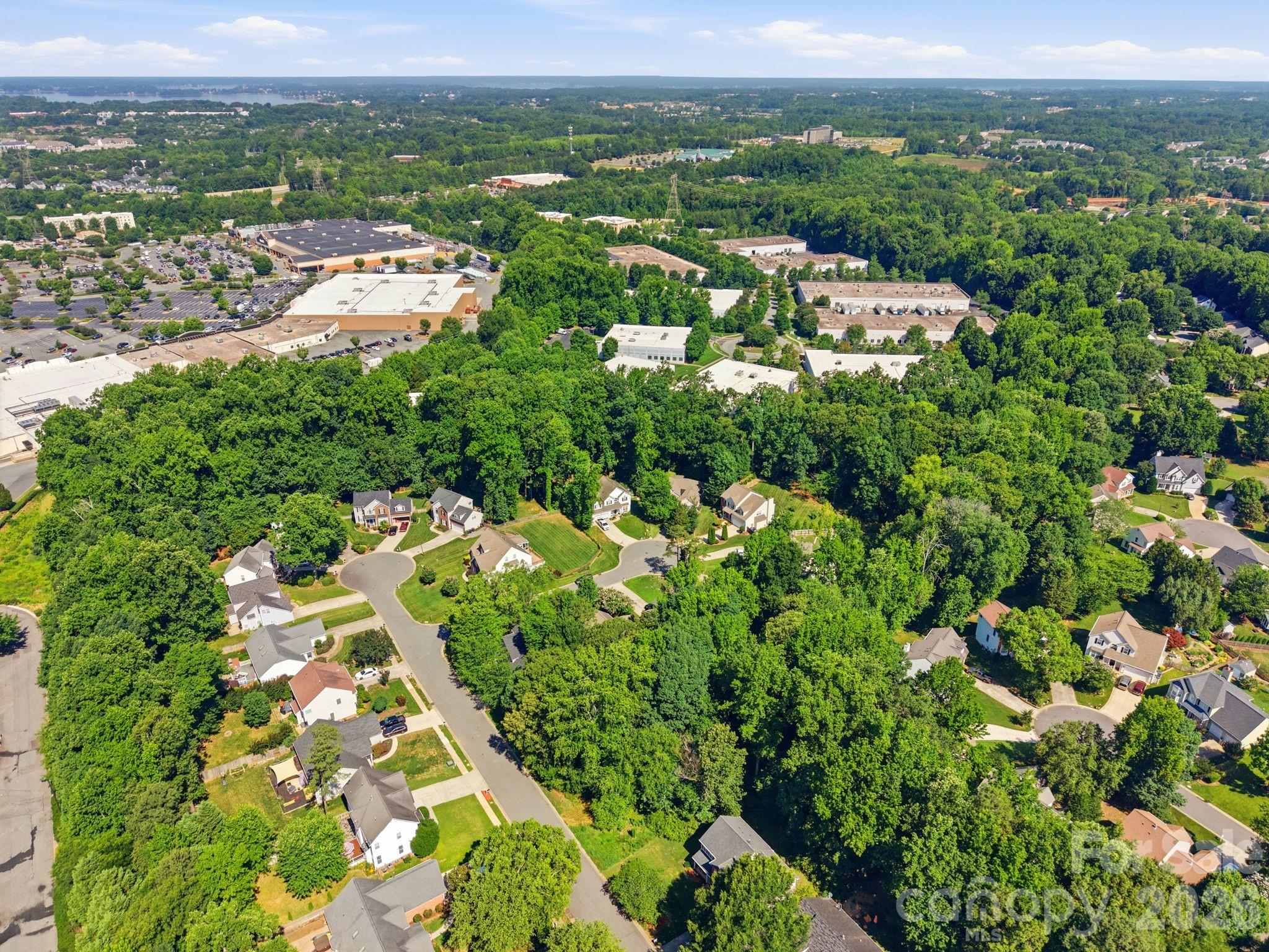 16904 Taft Court — Huntersville
