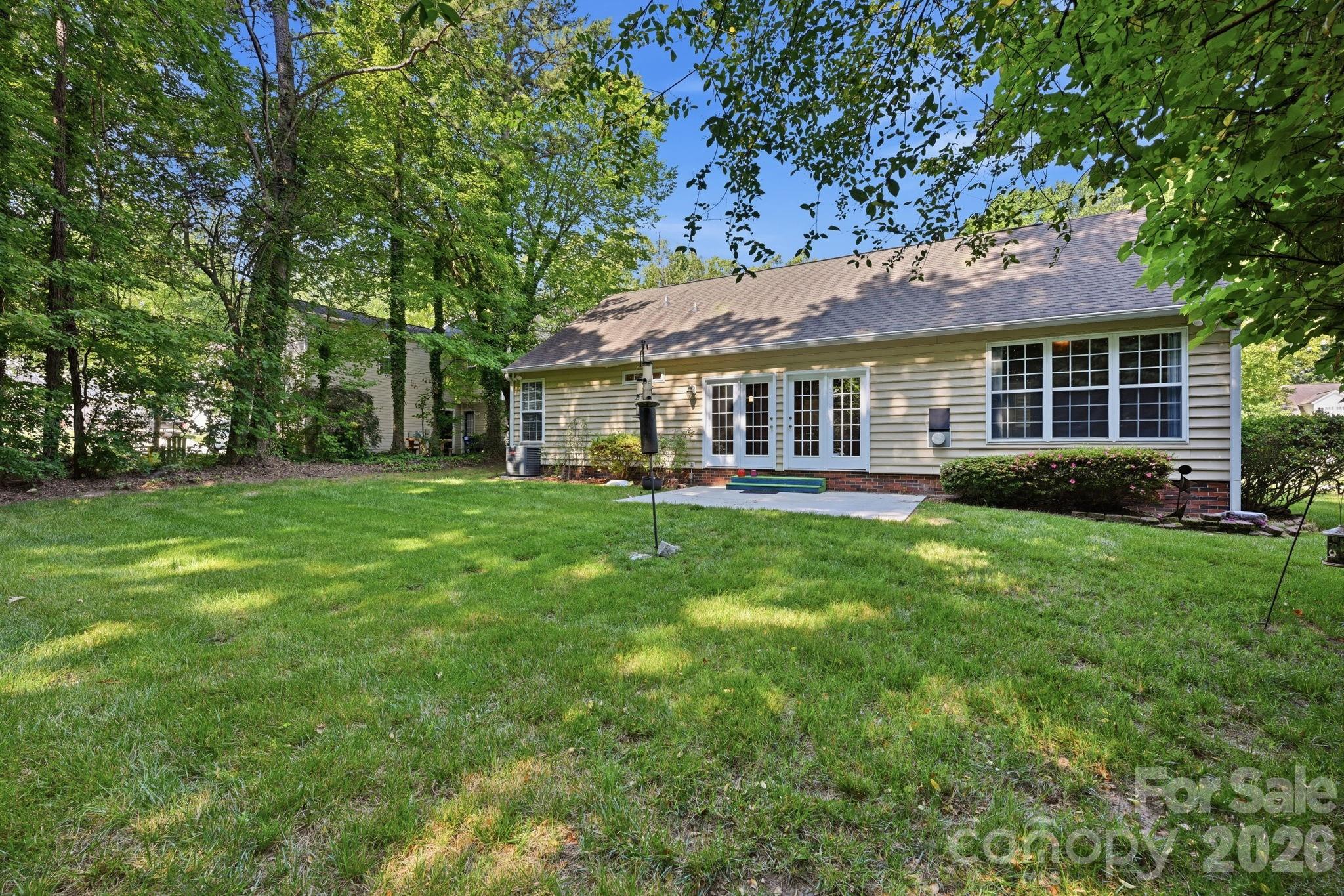 16904 Taft Court — Huntersville
