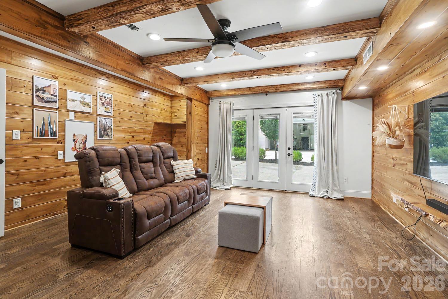 3524 Mill Pond Road — Charlotte