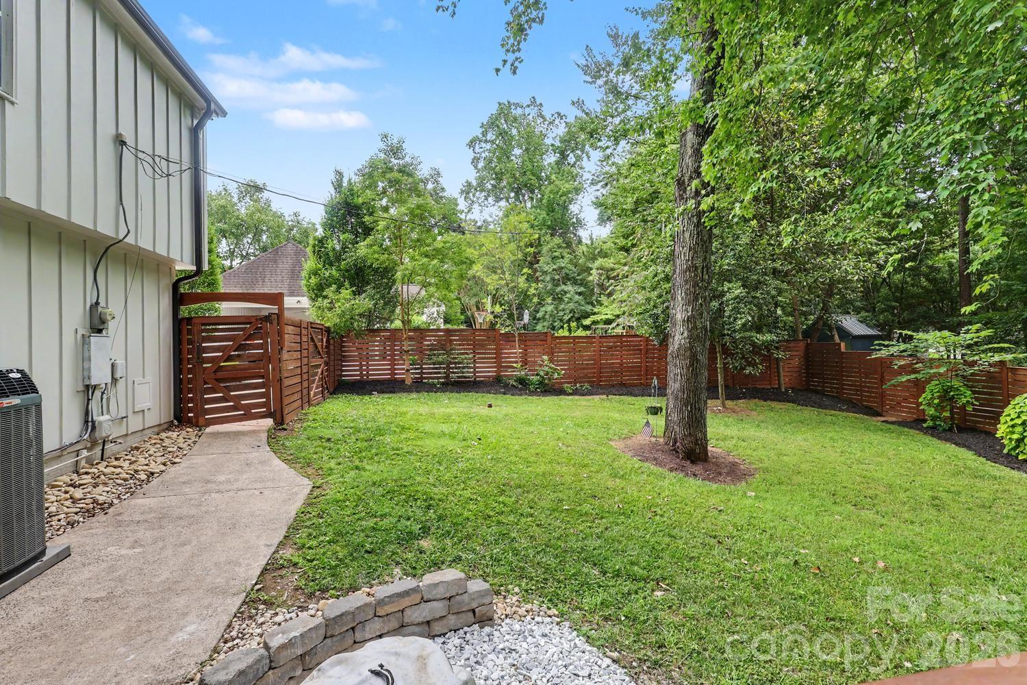 3524 Mill Pond Road — Charlotte