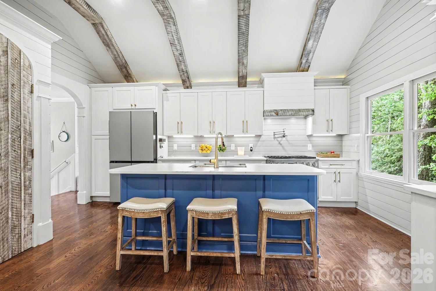 3524 Mill Pond Road — Charlotte