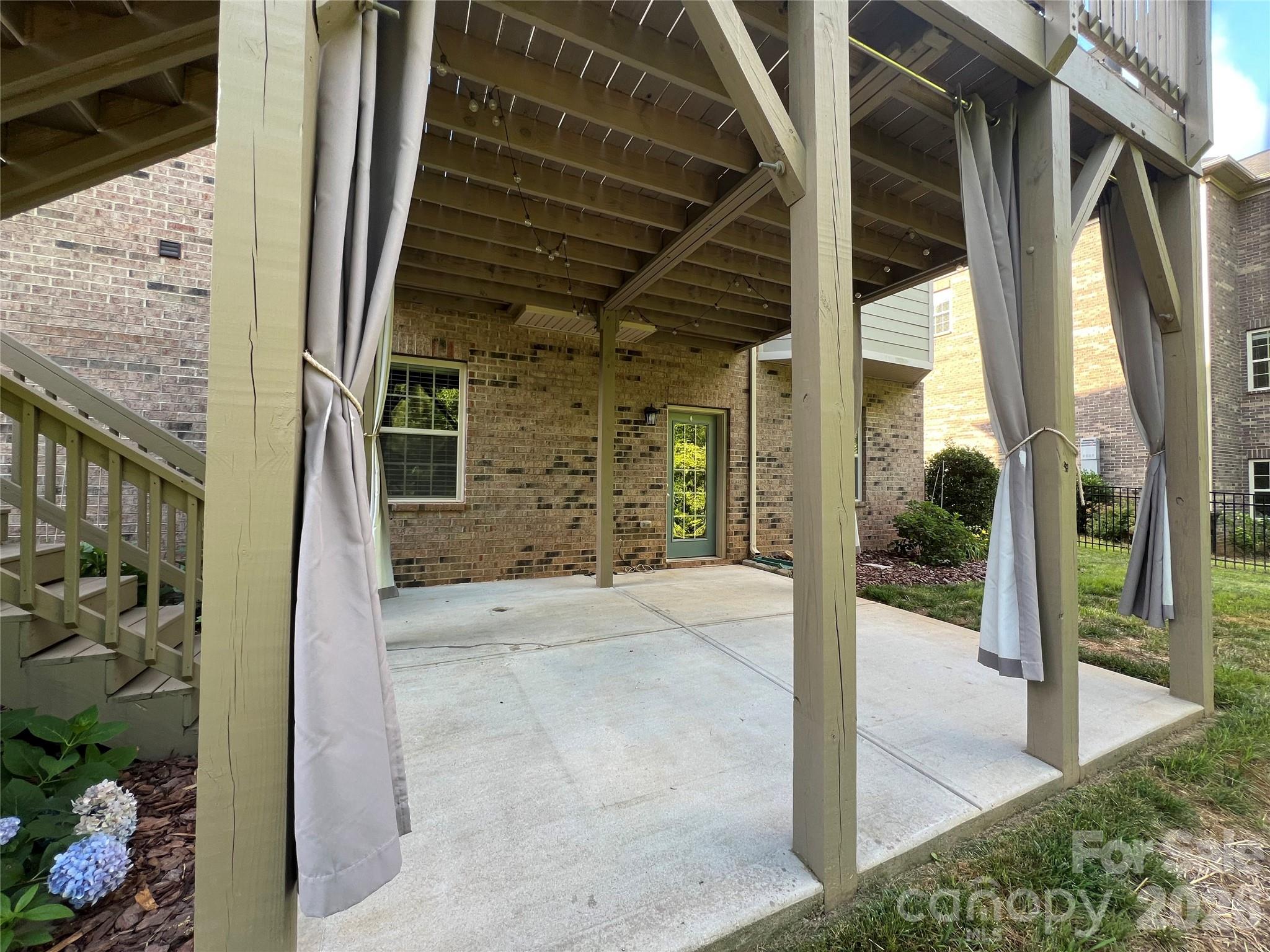4016 Widgeon Way — Waxhaw