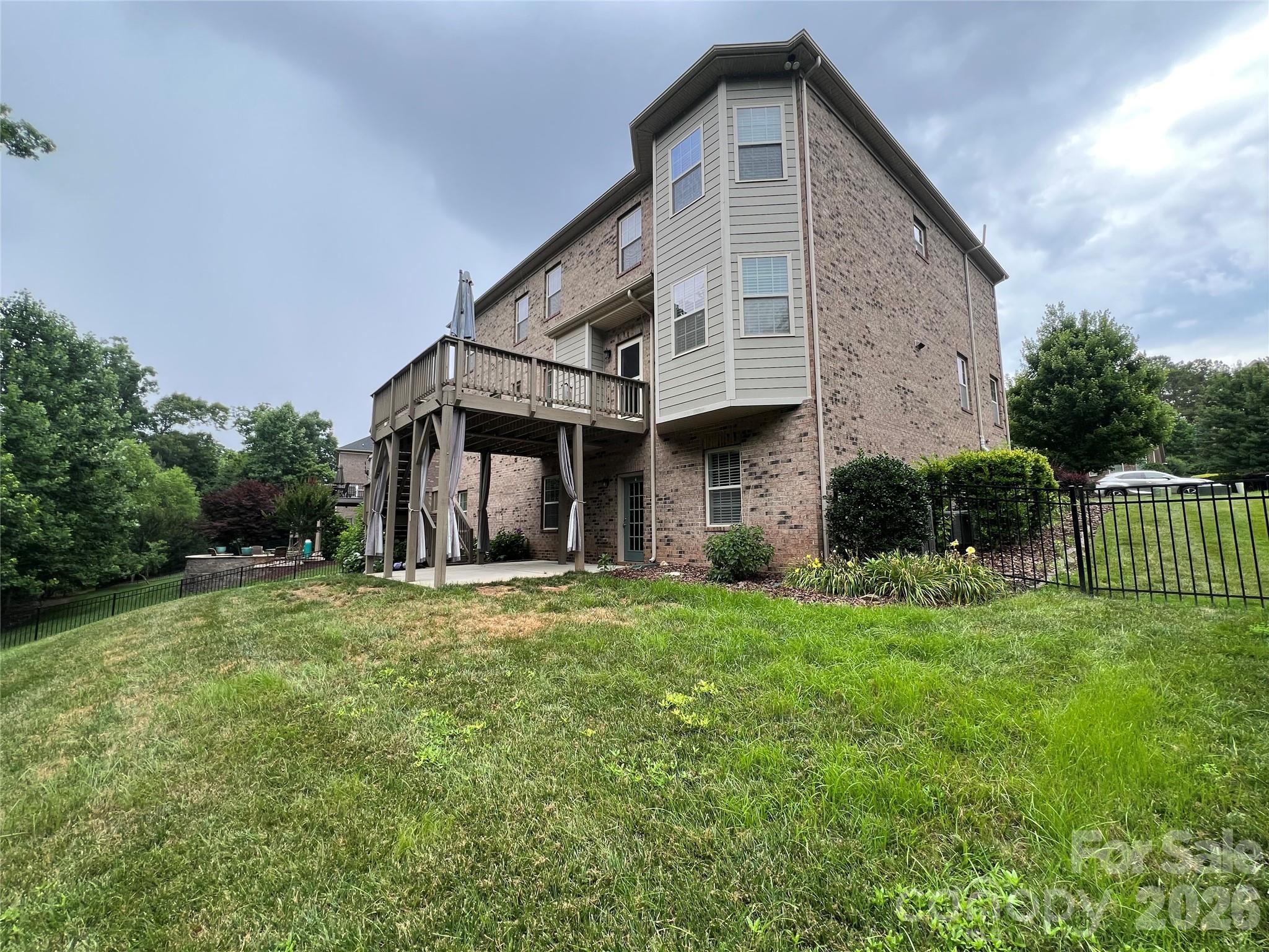 4016 Widgeon Way — Waxhaw