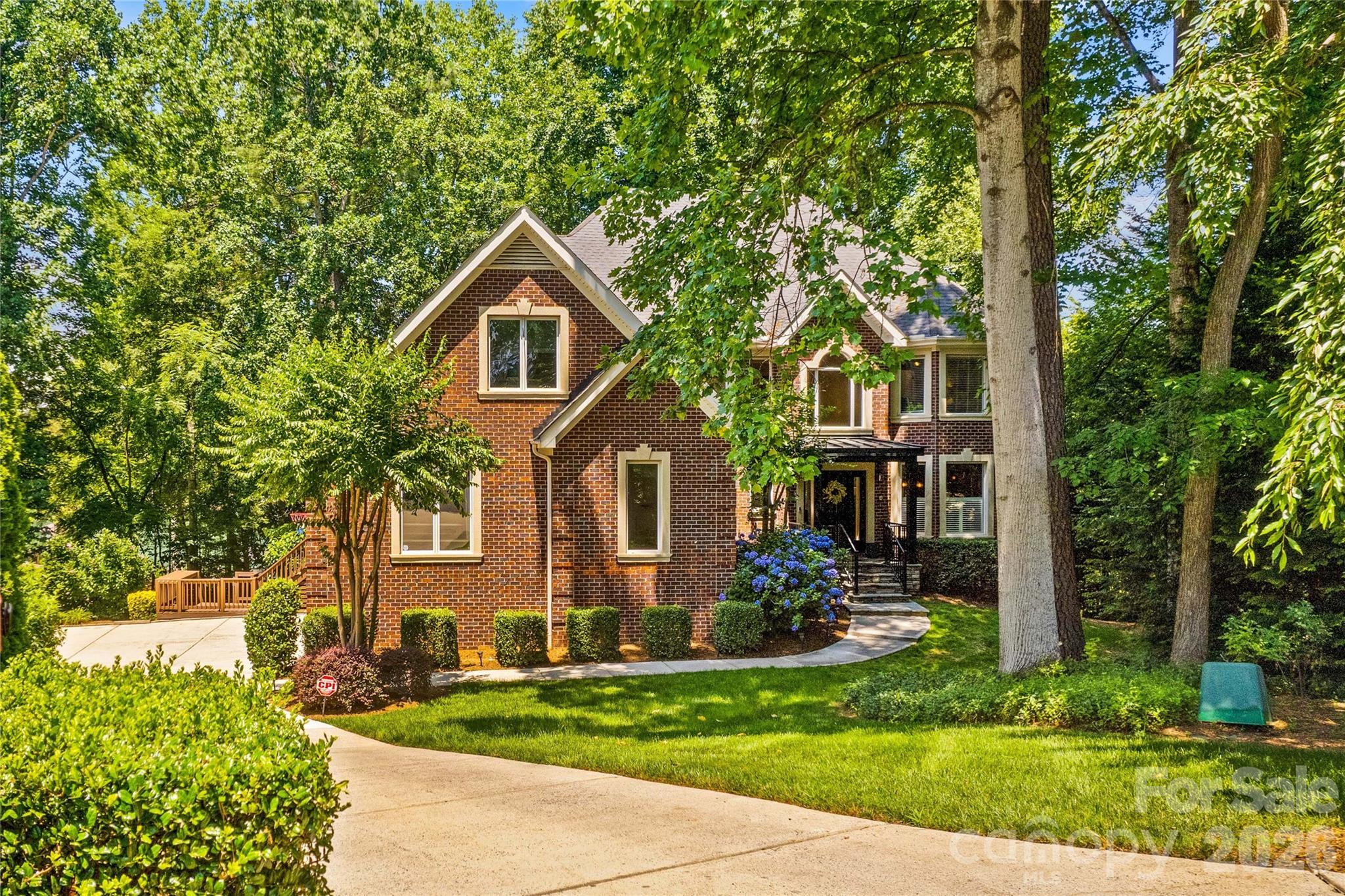 155 Lynn Cove Lane — Mooresville