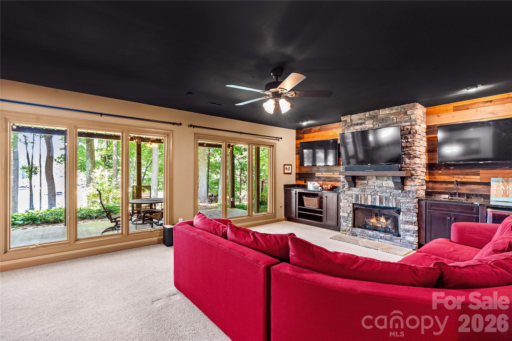 155 Lynn Cove Lane — Mooresville
